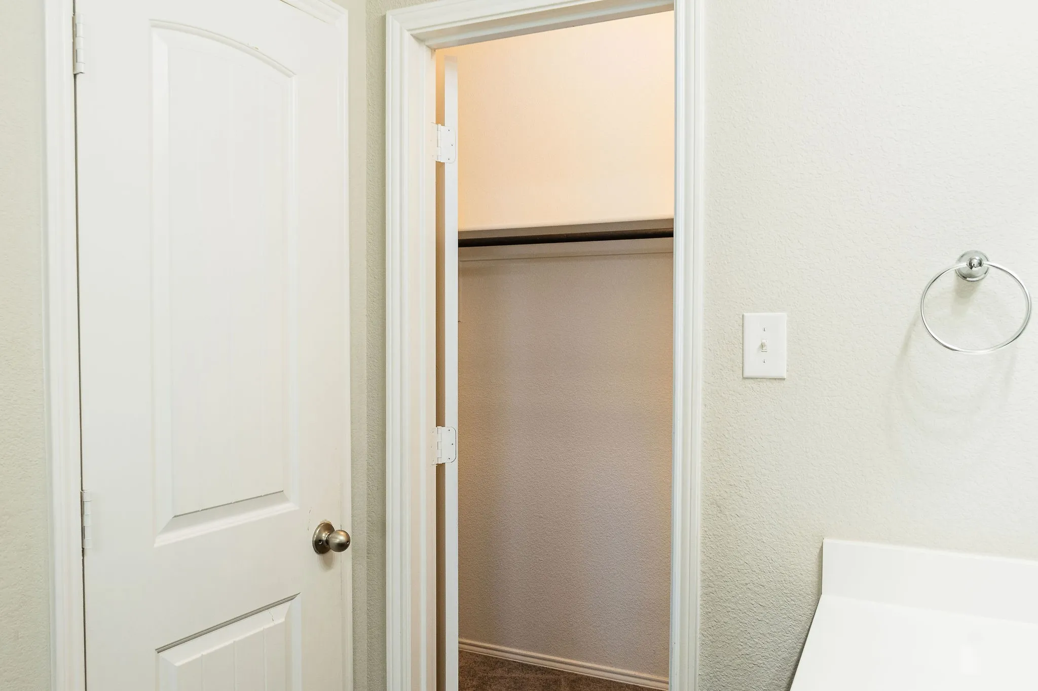 Single Family Residence For Rent in Tarrant County , 6325 Longhorn Herd Lane, Fort Worth, Texas 76123, 4 Bedroom, 3 Bathroom, 2 Garage spaces, 2,853 Sqft, built in 2019, mls#21288912, Real Estate Agent in Fort Worth, Homes For Rent in Tarrant county, Homes For Rent in Fort Worth, Realtor in Fort Worth Texas, Real Estate Brokerage Independent Realty Texas, Luminita Cordes Realtor