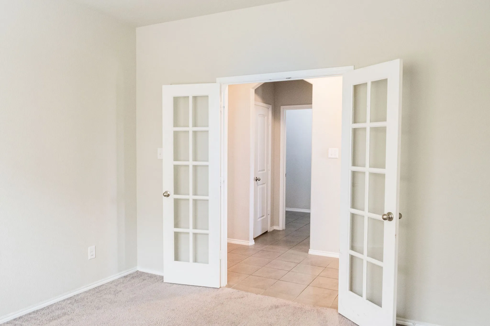 Single Family Residence For Rent in Tarrant County , 6325 Longhorn Herd Lane, Fort Worth, Texas 76123, 4 Bedroom, 3 Bathroom, 2 Garage spaces, 2,853 Sqft, built in 2019, mls#21288912, Real Estate Agent in Fort Worth, Homes For Rent in Tarrant county, Homes For Rent in Fort Worth, Realtor in Fort Worth Texas, Real Estate Brokerage Independent Realty Texas, Luminita Cordes Realtor