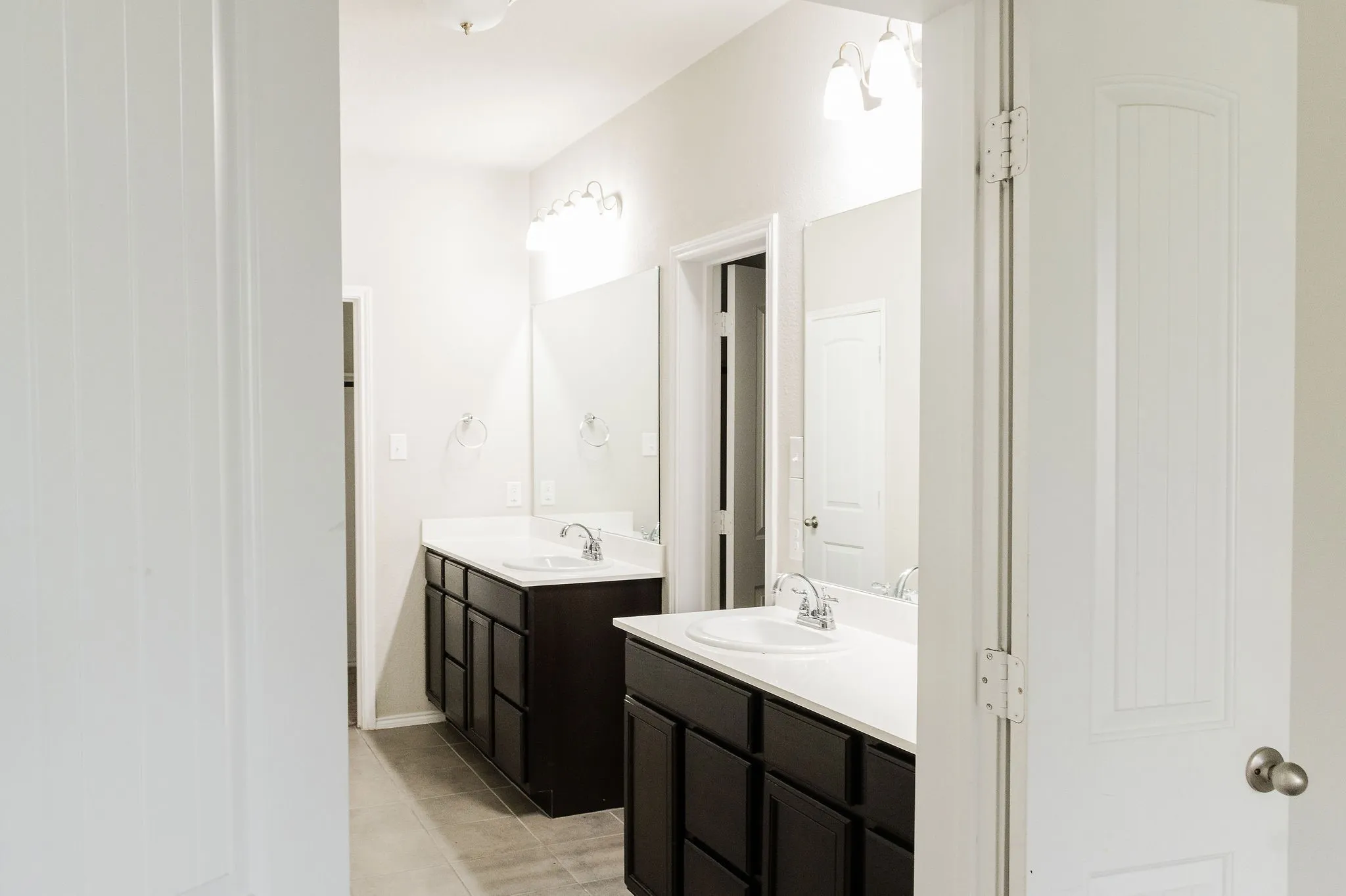 Single Family Residence For Rent in Tarrant County , 6325 Longhorn Herd Lane, Fort Worth, Texas 76123, 4 Bedroom, 3 Bathroom, 2 Garage spaces, 2,853 Sqft, built in 2019, mls#21288912, Real Estate Agent in Fort Worth, Homes For Rent in Tarrant county, Homes For Rent in Fort Worth, Realtor in Fort Worth Texas, Real Estate Brokerage Independent Realty Texas, Luminita Cordes Realtor