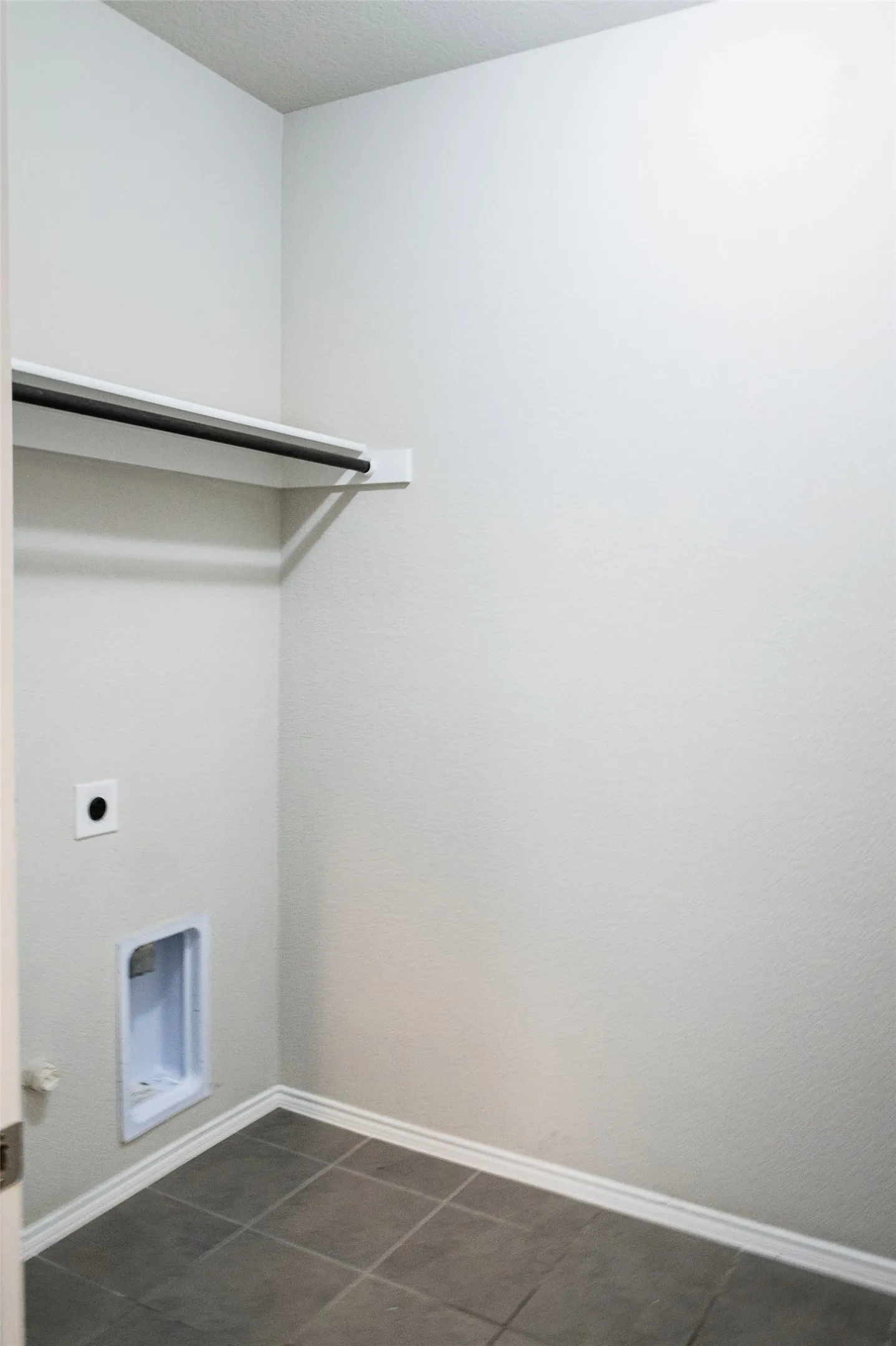 Single Family Residence For Rent in Tarrant County , 6325 Longhorn Herd Lane, Fort Worth, Texas 76123, 4 Bedroom, 3 Bathroom, 2 Garage spaces, 2,853 Sqft, built in 2019, mls#21288912, Real Estate Agent in Fort Worth, Homes For Rent in Tarrant county, Homes For Rent in Fort Worth, Realtor in Fort Worth Texas, Real Estate Brokerage Independent Realty Texas, Luminita Cordes Realtor