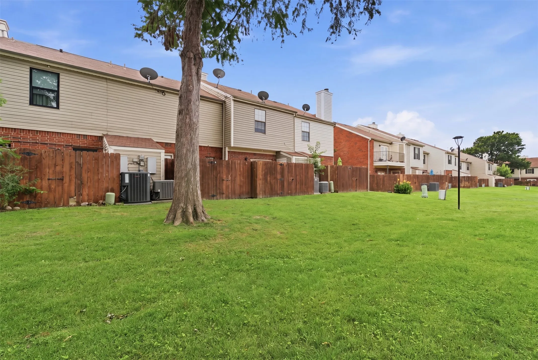 Condominium For Sale in Dallas County , 212 Samuel Boulevard 3, Coppell, Texas 75019, 2 Bedroom, 2 Bathroom, Garage spaces, 1,037 Sqft, built in 1984, mls#21290533, Real Estate Agent in Coppell, Homes For Sale in Dallas county, Homes For Sale in Coppell, Realtor in Coppell Texas, Real Estate Brokerage Independent Realty Texas, Luminita Cordes Realtor