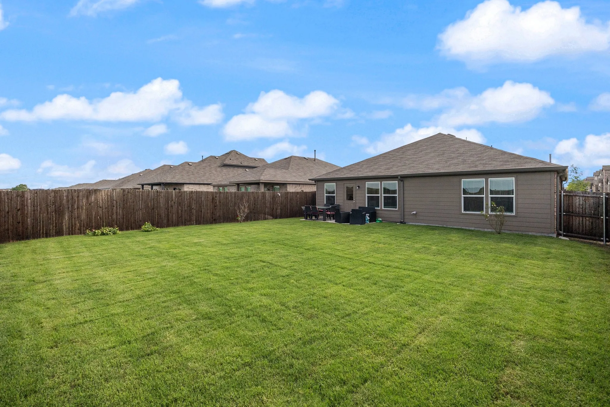 Single Family Residence For Sale in Hunt County , 5436 Agalinis Avenue, Royse City, Texas 75189, 3 Bedroom, 2 Bathroom, 2 Garage spaces, 1,597 Sqft, built in 2023, mls#21293339, Real Estate Agent in Royse City, Homes For Sale in Hunt county, Homes For Sale in Royse City, Realtor in Royse City Texas, Real Estate Brokerage Independent Realty Texas, Luminita Cordes Realtor