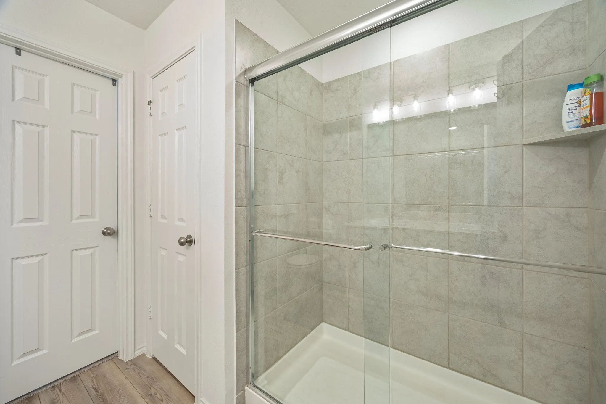 Single Family Residence For Sale in Hunt County , 5436 Agalinis Avenue, Royse City, Texas 75189, 3 Bedroom, 2 Bathroom, 2 Garage spaces, 1,597 Sqft, built in 2023, mls#21293339, Real Estate Agent in Royse City, Homes For Sale in Hunt county, Homes For Sale in Royse City, Realtor in Royse City Texas, Real Estate Brokerage Independent Realty Texas, Luminita Cordes Realtor