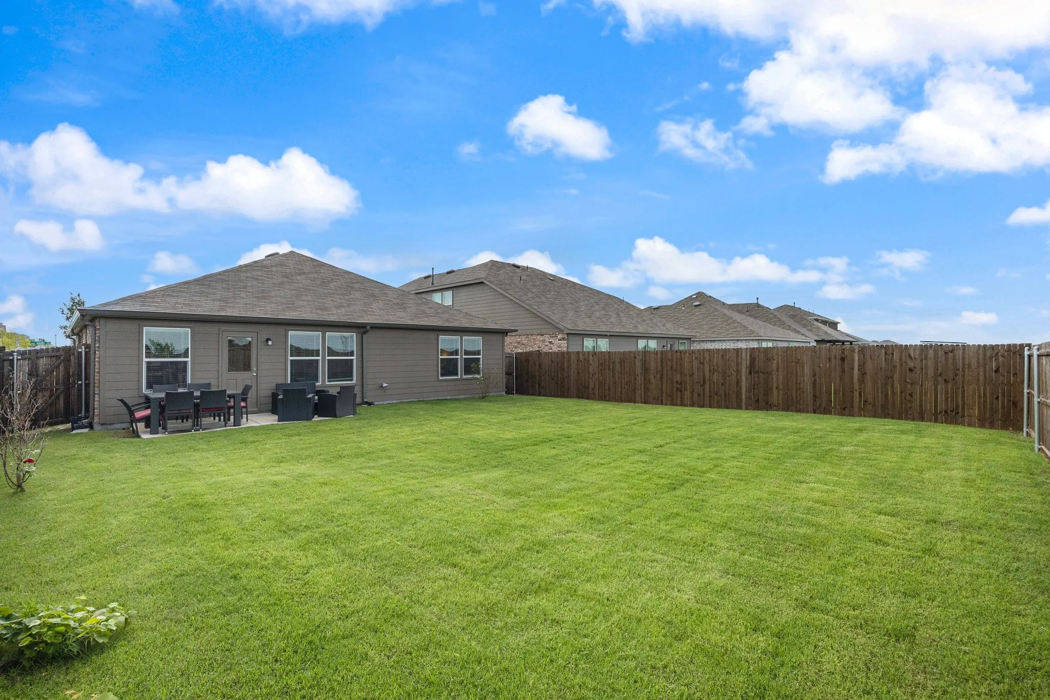 Single Family Residence For Sale in Hunt County , 5436 Agalinis Avenue, Royse City, Texas 75189, 3 Bedroom, 2 Bathroom, 2 Garage spaces, 1,597 Sqft, built in 2023, mls#21293339, Real Estate Agent in Royse City, Homes For Sale in Hunt county, Homes For Sale in Royse City, Realtor in Royse City Texas, Real Estate Brokerage Independent Realty Texas, Luminita Cordes Realtor