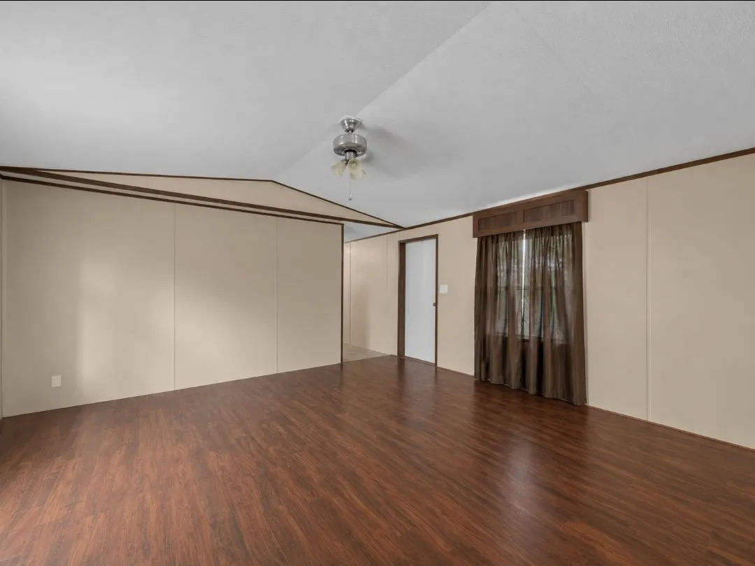 Mobile Home For Sale in Tarrant County , 1909 Coral Road, Pelican Bay, Texas 76020, 3 Bedroom, 2 Bathroom, Garage spaces, 1,152 Sqft, built in 2016, mls#21291798, Real Estate Agent in Pelican Bay, Homes For Sale in Tarrant county, Homes For Sale in Pelican Bay, Realtor in Pelican Bay Texas, Real Estate Brokerage Independent Realty Texas, Luminita Cordes Realtor
