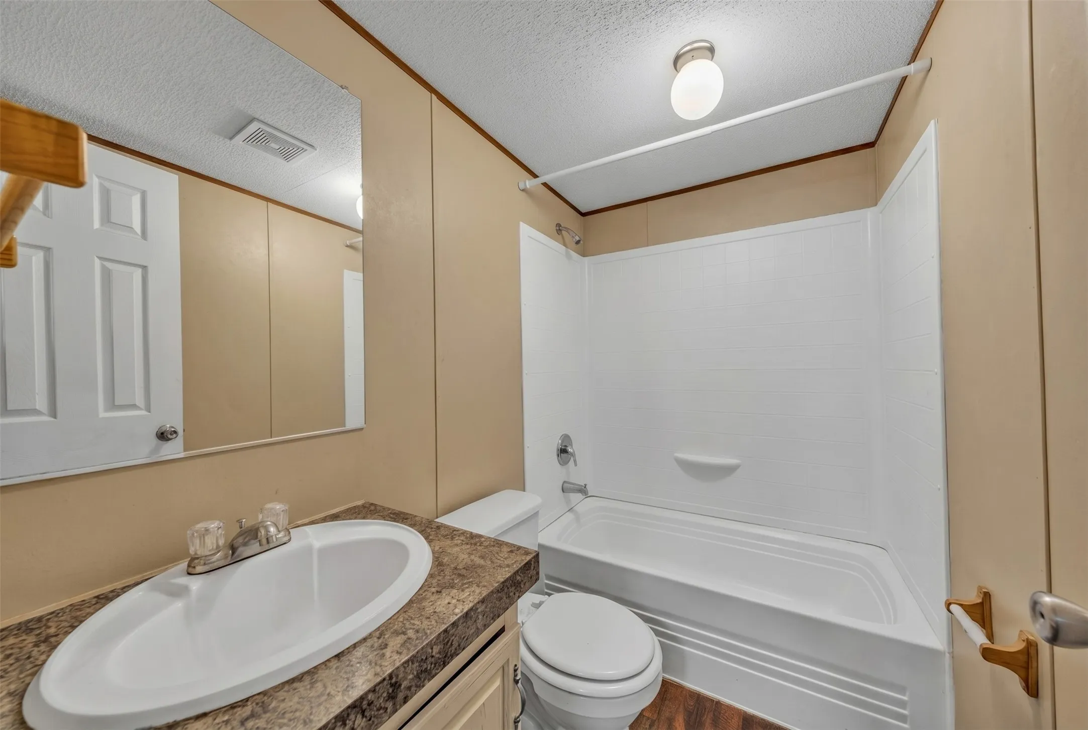 Mobile Home For Sale in Tarrant County , 1909 Coral Road, Pelican Bay, Texas 76020, 3 Bedroom, 2 Bathroom, Garage spaces, 1,152 Sqft, built in 2016, mls#21291798, Real Estate Agent in Pelican Bay, Homes For Sale in Tarrant county, Homes For Sale in Pelican Bay, Realtor in Pelican Bay Texas, Real Estate Brokerage Independent Realty Texas, Luminita Cordes Realtor