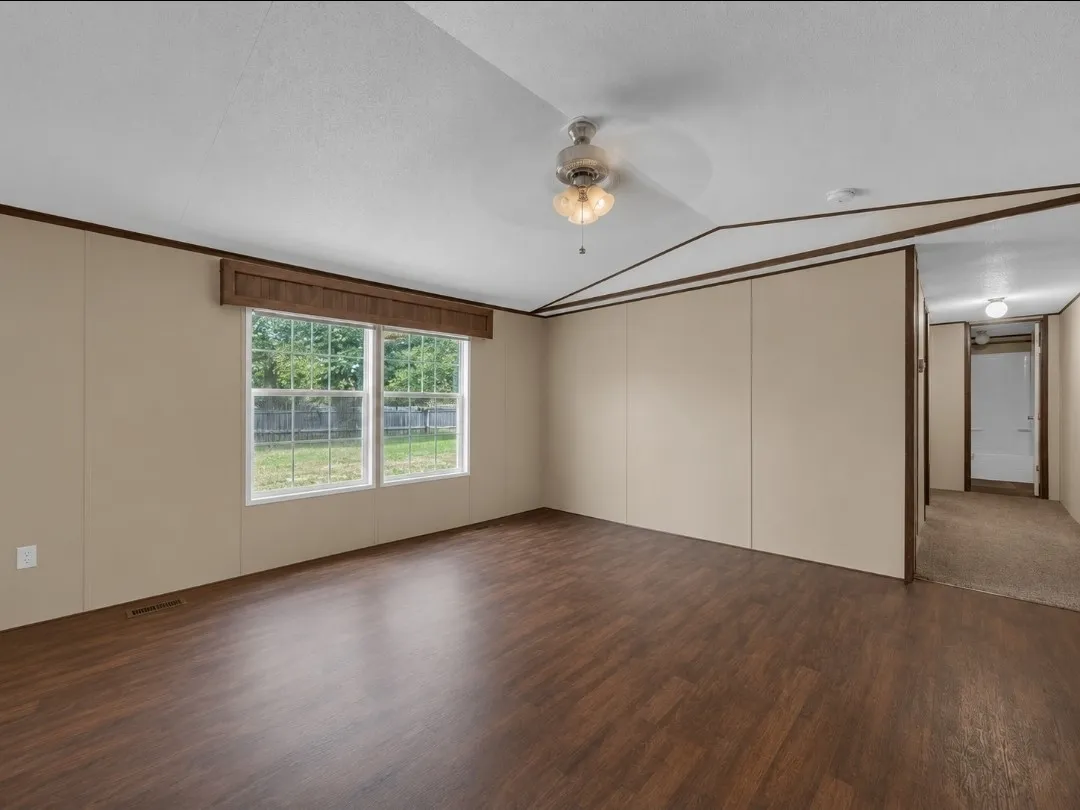Mobile Home For Sale in Tarrant County , 1909 Coral Road, Pelican Bay, Texas 76020, 3 Bedroom, 2 Bathroom, Garage spaces, 1,152 Sqft, built in 2016, mls#21291798, Real Estate Agent in Pelican Bay, Homes For Sale in Tarrant county, Homes For Sale in Pelican Bay, Realtor in Pelican Bay Texas, Real Estate Brokerage Independent Realty Texas, Luminita Cordes Realtor