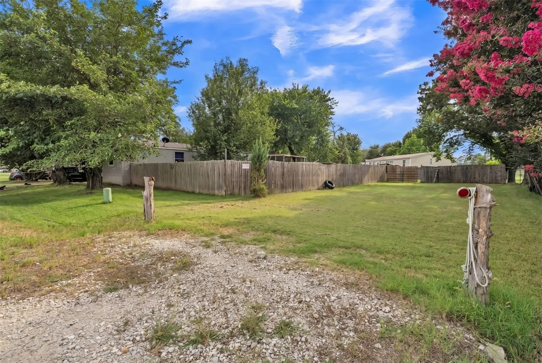 Mobile Home For Sale in Tarrant County , 1909 Coral Road, Pelican Bay, Texas 76020, 3 Bedroom, 2 Bathroom, Garage spaces, 1,152 Sqft, built in 2016, mls#21291798, Real Estate Agent in Pelican Bay, Homes For Sale in Tarrant county, Homes For Sale in Pelican Bay, Realtor in Pelican Bay Texas, Real Estate Brokerage Independent Realty Texas, Luminita Cordes Realtor