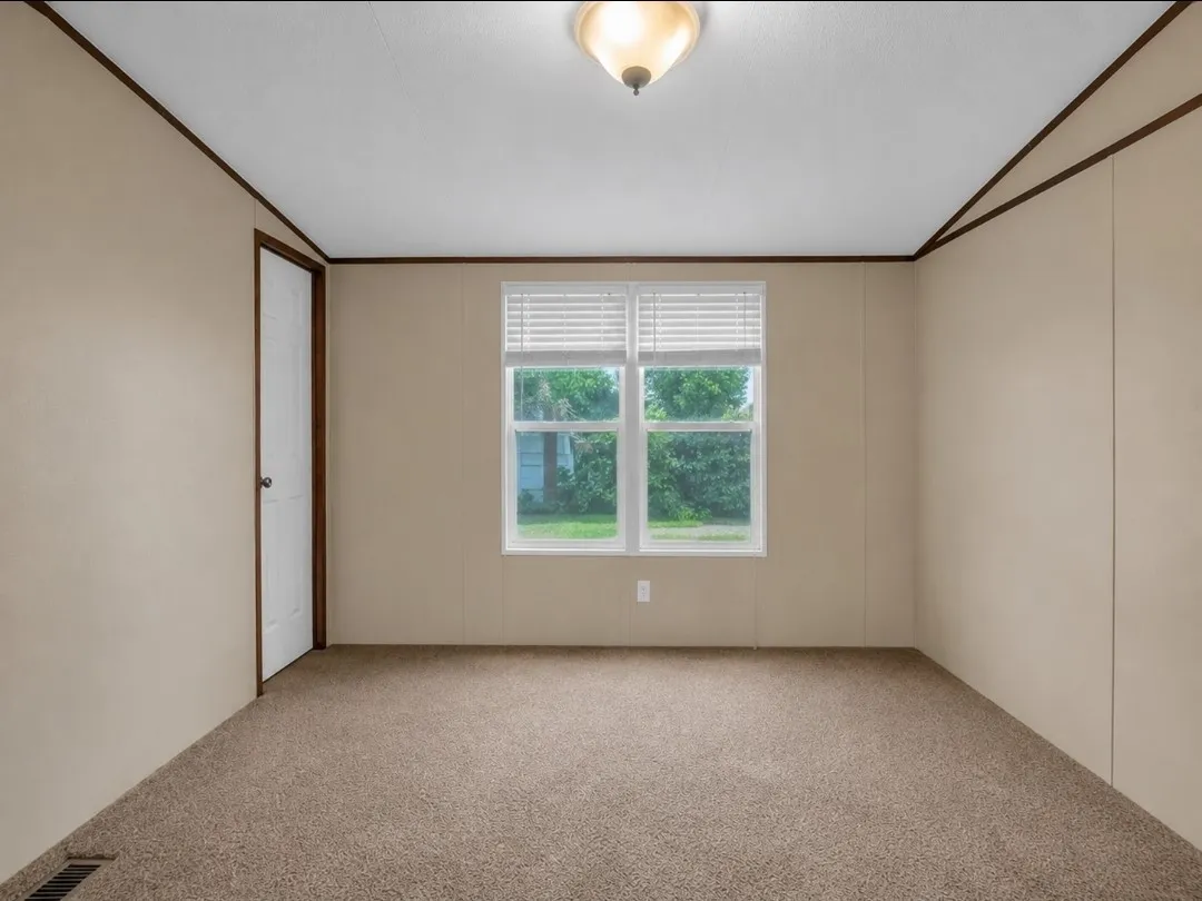 Mobile Home For Sale in Tarrant County , 1909 Coral Road, Pelican Bay, Texas 76020, 3 Bedroom, 2 Bathroom, Garage spaces, 1,152 Sqft, built in 2016, mls#21291798, Real Estate Agent in Pelican Bay, Homes For Sale in Tarrant county, Homes For Sale in Pelican Bay, Realtor in Pelican Bay Texas, Real Estate Brokerage Independent Realty Texas, Luminita Cordes Realtor