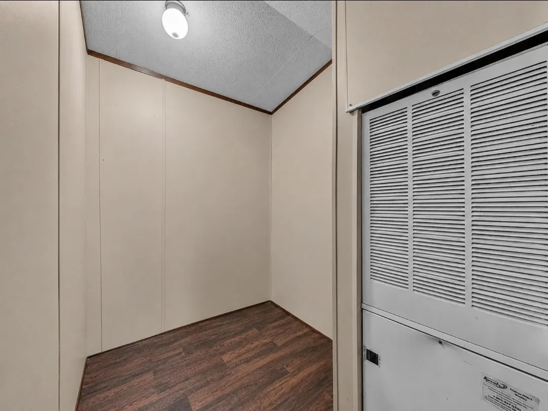 Mobile Home For Sale in Tarrant County , 1909 Coral Road, Pelican Bay, Texas 76020, 3 Bedroom, 2 Bathroom, Garage spaces, 1,152 Sqft, built in 2016, mls#21291798, Real Estate Agent in Pelican Bay, Homes For Sale in Tarrant county, Homes For Sale in Pelican Bay, Realtor in Pelican Bay Texas, Real Estate Brokerage Independent Realty Texas, Luminita Cordes Realtor