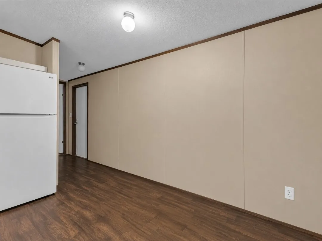 Mobile Home For Sale in Tarrant County , 1909 Coral Road, Pelican Bay, Texas 76020, 3 Bedroom, 2 Bathroom, Garage spaces, 1,152 Sqft, built in 2016, mls#21291798, Real Estate Agent in Pelican Bay, Homes For Sale in Tarrant county, Homes For Sale in Pelican Bay, Realtor in Pelican Bay Texas, Real Estate Brokerage Independent Realty Texas, Luminita Cordes Realtor