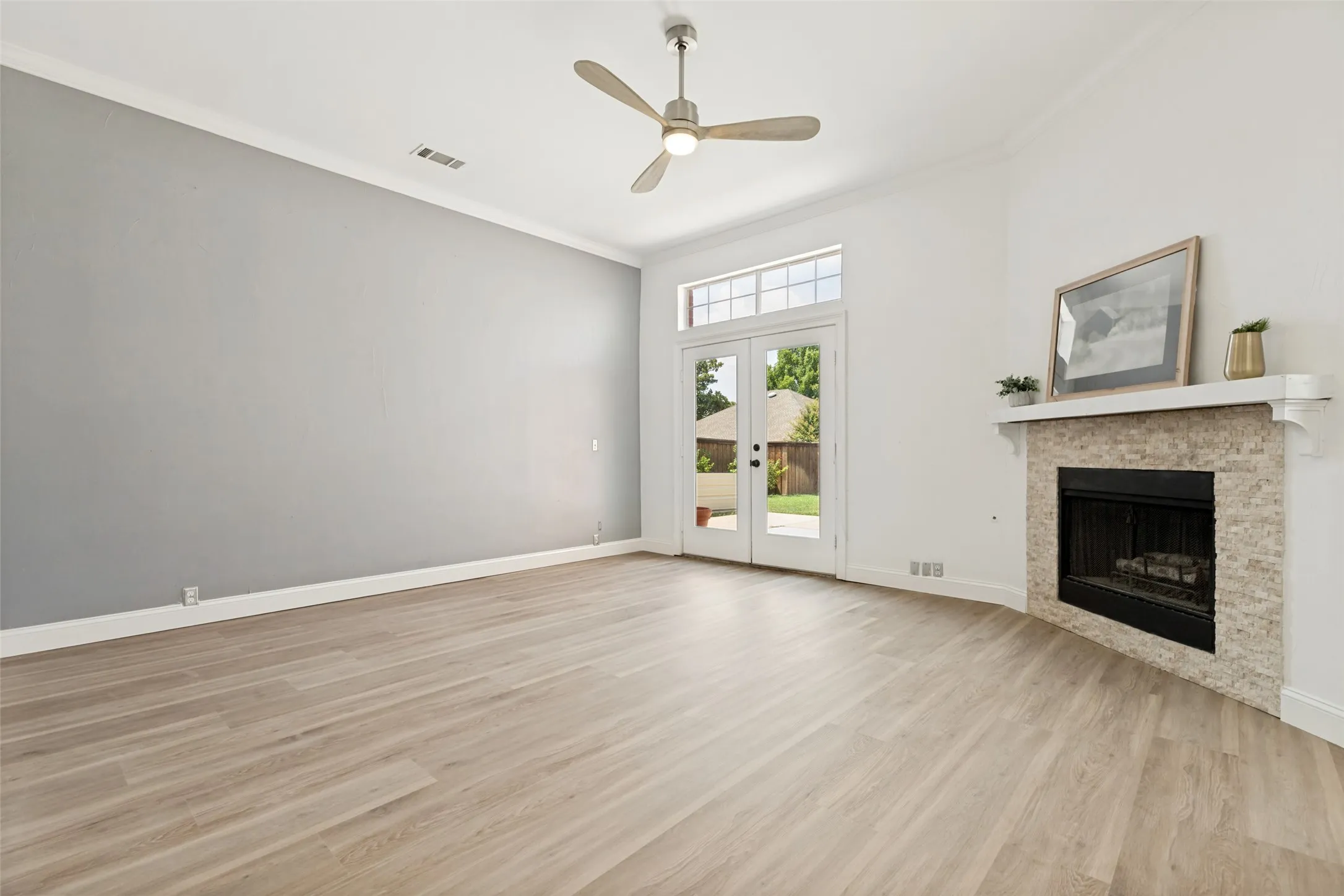 Single Family Residence For Sale in Collin County , 10518 Brandenberg Drive, Frisco, Texas 75035, 3 Bedroom, 2 Bathroom, 2 Garage spaces, 1,705 Sqft, built in 1996, mls#21291253, Real Estate Agent in Frisco, Homes For Sale in Collin county, Homes For Sale in Frisco, Realtor in Frisco Texas, Real Estate Brokerage Independent Realty Texas, Luminita Cordes Realtor