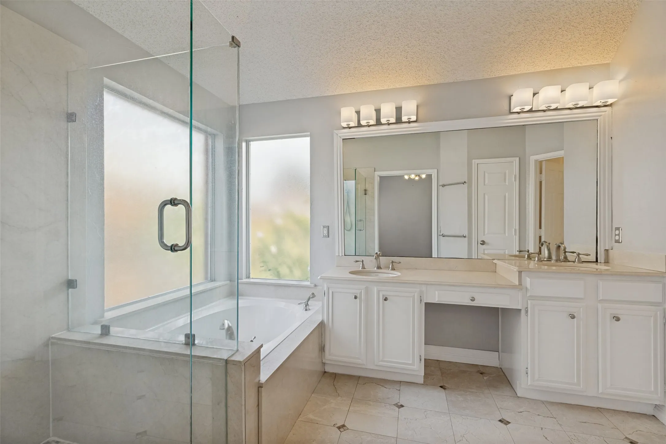 Single Family Residence For Sale in Collin County , 10518 Brandenberg Drive, Frisco, Texas 75035, 3 Bedroom, 2 Bathroom, 2 Garage spaces, 1,705 Sqft, built in 1996, mls#21291253, Real Estate Agent in Frisco, Homes For Sale in Collin county, Homes For Sale in Frisco, Realtor in Frisco Texas, Real Estate Brokerage Independent Realty Texas, Luminita Cordes Realtor