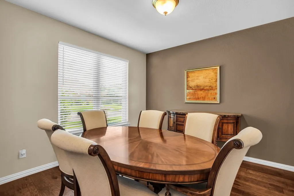 Single Family Residence For Sale in Collin County , 5700 White Pine Drive, Mc Kinney, Texas 75070, 4 Bedroom, 3 Bathroom, 3 Garage spaces, 3,002 Sqft, built in 2000, mls#21279465, Real Estate Agent in Mc Kinney, Homes For Sale in Collin county, Homes For Sale in Mc Kinney, Realtor in Mc Kinney Texas, Real Estate Brokerage Independent Realty Texas, Luminita Cordes Realtor