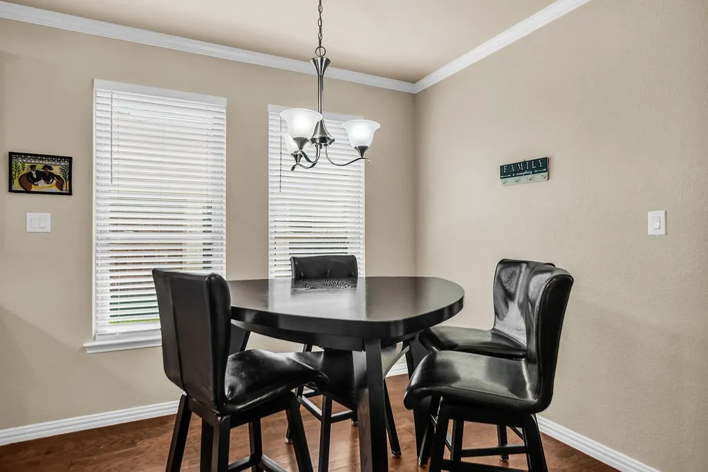 Single Family Residence For Sale in Collin County , 5700 White Pine Drive, Mc Kinney, Texas 75070, 4 Bedroom, 3 Bathroom, 3 Garage spaces, 3,002 Sqft, built in 2000, mls#21279465, Real Estate Agent in Mc Kinney, Homes For Sale in Collin county, Homes For Sale in Mc Kinney, Realtor in Mc Kinney Texas, Real Estate Brokerage Independent Realty Texas, Luminita Cordes Realtor
