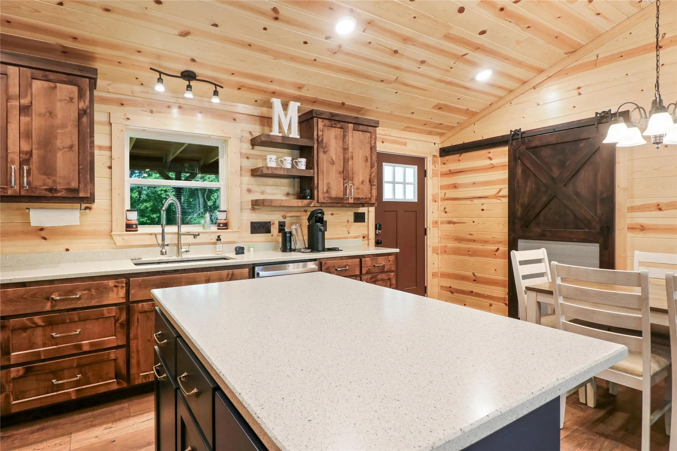 Single Family Residence For Sale in Anderson County , 351 Private Road 6294, Palestine, Texas 75801, 3 Bedroom, 2 Bathroom, Garage spaces, 1,344 Sqft, built in 2023, mls#21288656, Real Estate Agent in Palestine, Homes For Sale in Anderson county, Homes For Sale in Palestine, Realtor in Palestine Texas, Real Estate Brokerage Independent Realty Texas, Luminita Cordes Realtor