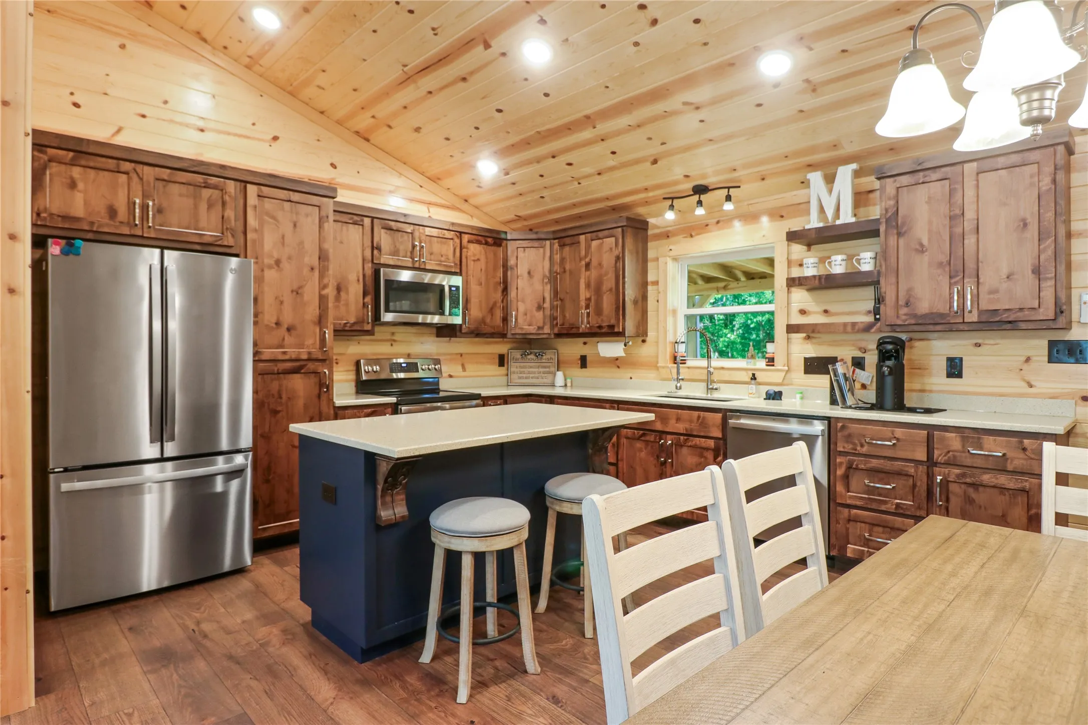 Single Family Residence For Sale in Anderson County , 351 Private Road 6294, Palestine, Texas 75801, 3 Bedroom, 2 Bathroom, Garage spaces, 1,344 Sqft, built in 2023, mls#21288656, Real Estate Agent in Palestine, Homes For Sale in Anderson county, Homes For Sale in Palestine, Realtor in Palestine Texas, Real Estate Brokerage Independent Realty Texas, Luminita Cordes Realtor