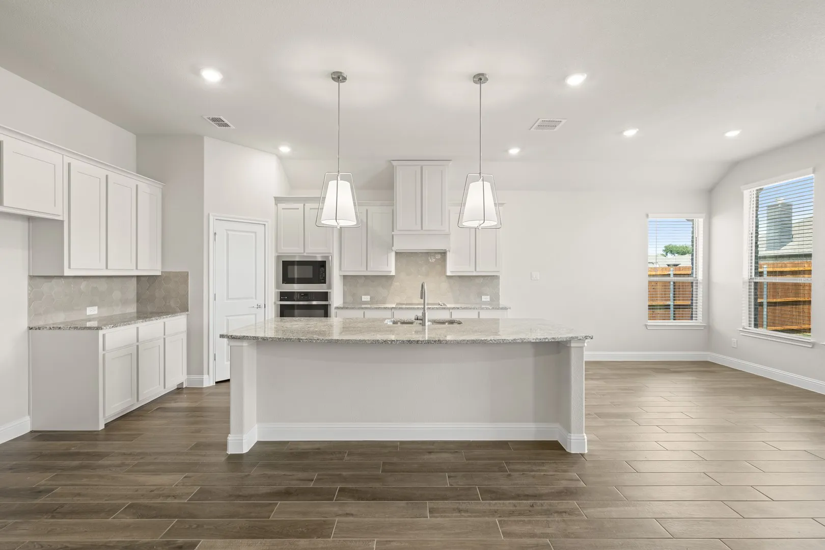 DFW-Mockingbird Hills-Concept 2267-10 Osprey Street- Kitchen-Risewell Homes