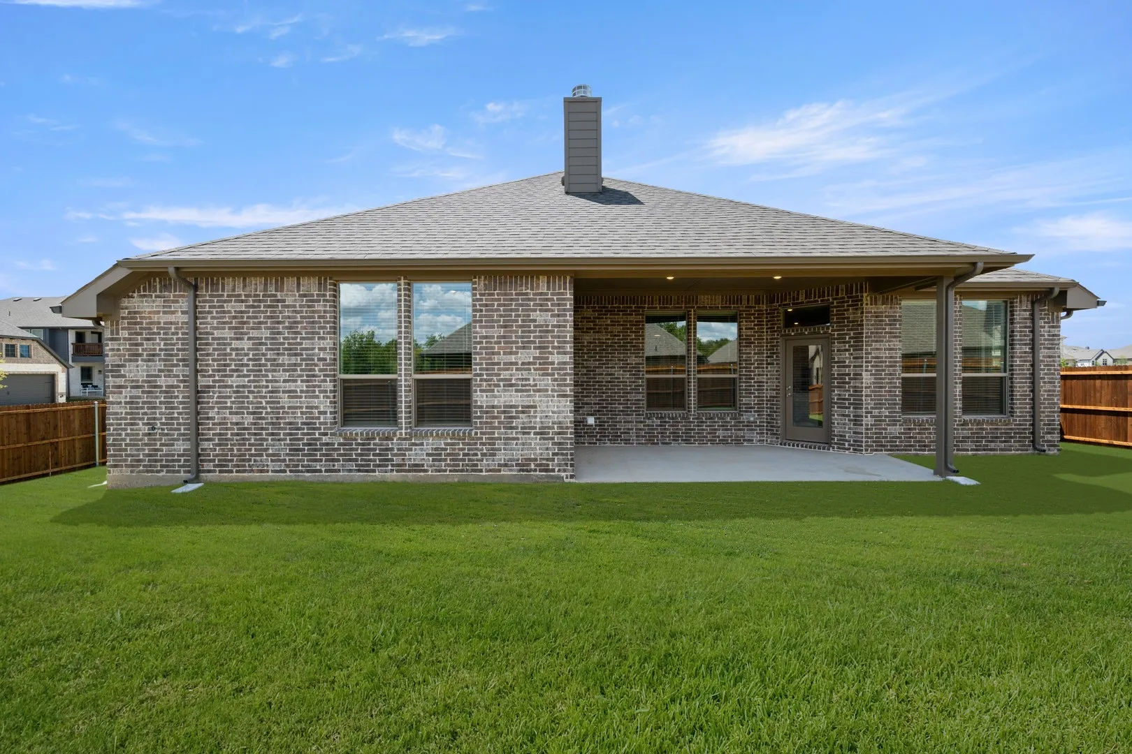 DFW-Mockingbird Hills-Concept 2267-10 Osprey Street-BackExterior-Risewell Homes-2