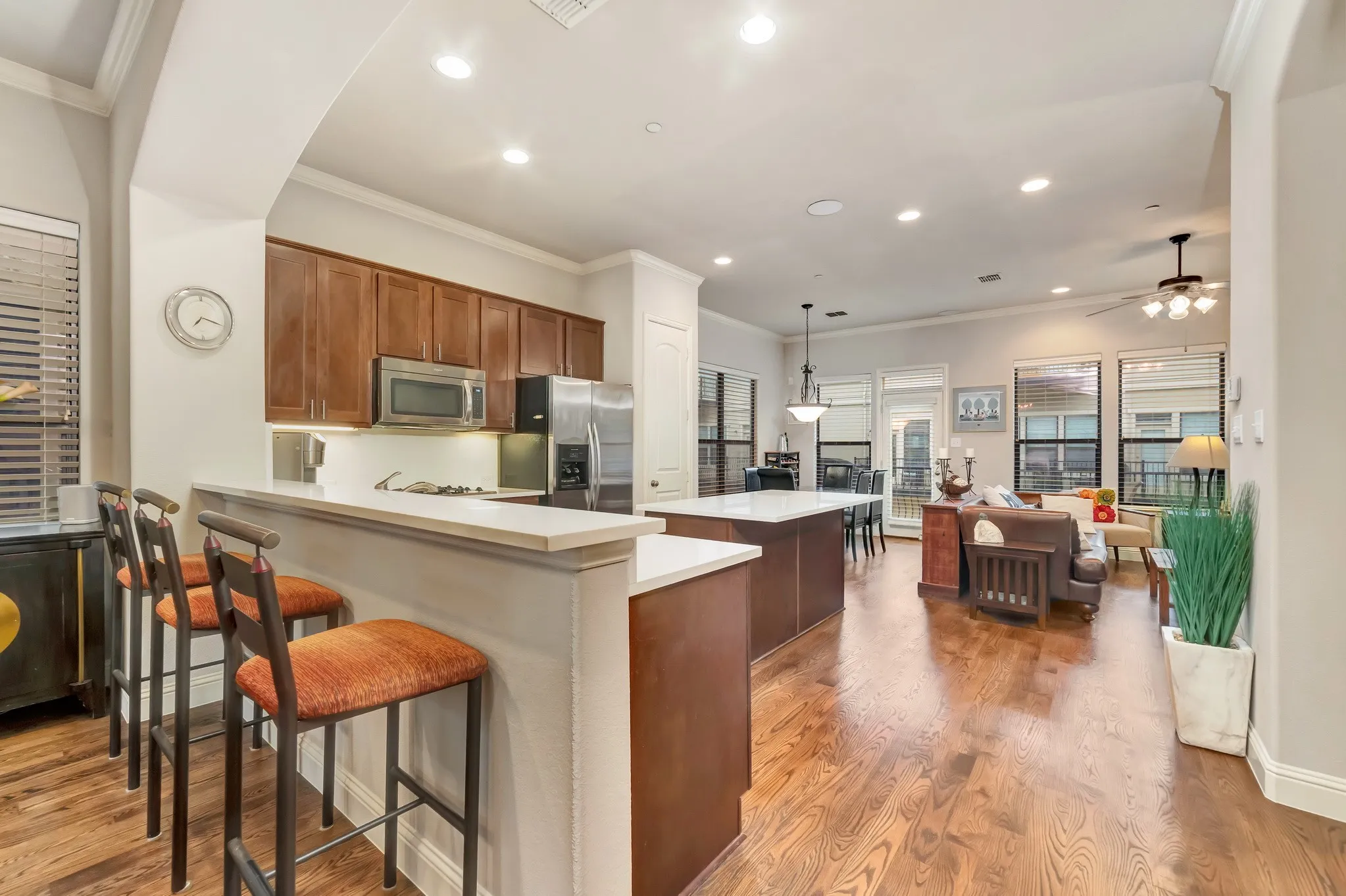 Townhouse For Sale in Collin County , 5728 Robbie Road, Plano, Texas 75024, 3 Bedroom, 4 Bathroom, 2 Garage spaces, 2,050 Sqft, built in 2006, mls#21286984, Real Estate Agent in Plano, Homes For Sale in Collin county, Homes For Sale in Plano, Realtor in Plano Texas, Real Estate Brokerage Independent Realty Texas, Luminita Cordes Realtor
