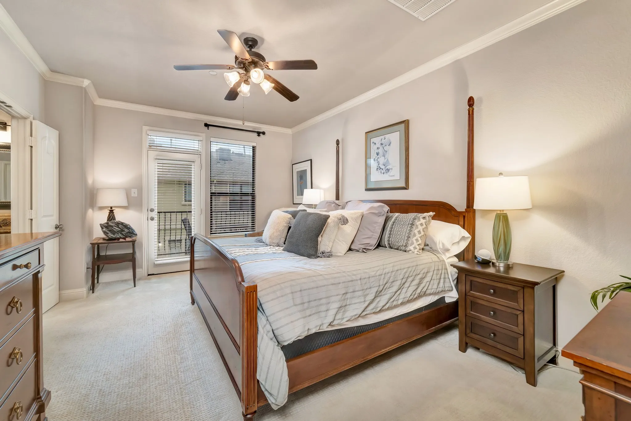 Townhouse For Sale in Collin County , 5728 Robbie Road, Plano, Texas 75024, 3 Bedroom, 4 Bathroom, 2 Garage spaces, 2,050 Sqft, built in 2006, mls#21286984, Real Estate Agent in Plano, Homes For Sale in Collin county, Homes For Sale in Plano, Realtor in Plano Texas, Real Estate Brokerage Independent Realty Texas, Luminita Cordes Realtor