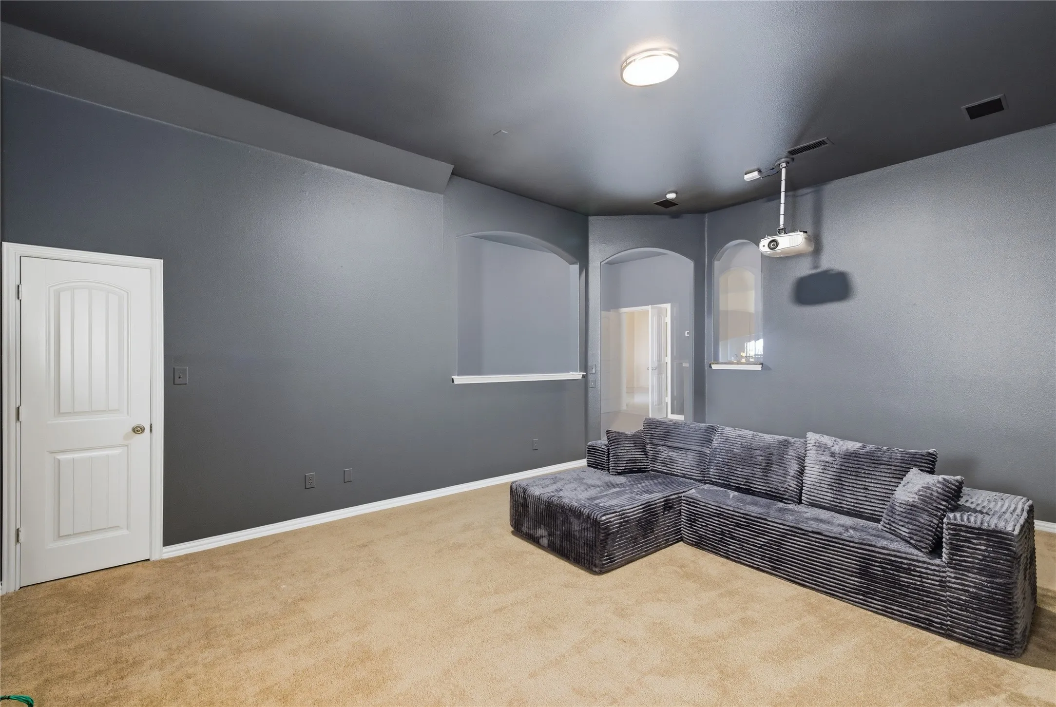 Single Family Residence For Sale in Denton County , 4625 The Landings Court, Frisco, Texas 75033, 5 Bedroom, 4 Bathroom, 3 Garage spaces, 4,439 Sqft, built in 2006, mls#21292434, Real Estate Agent in Frisco, Homes For Sale in Denton county, Homes For Sale in Frisco, Realtor in Frisco Texas, Real Estate Brokerage Independent Realty Texas, Luminita Cordes Realtor