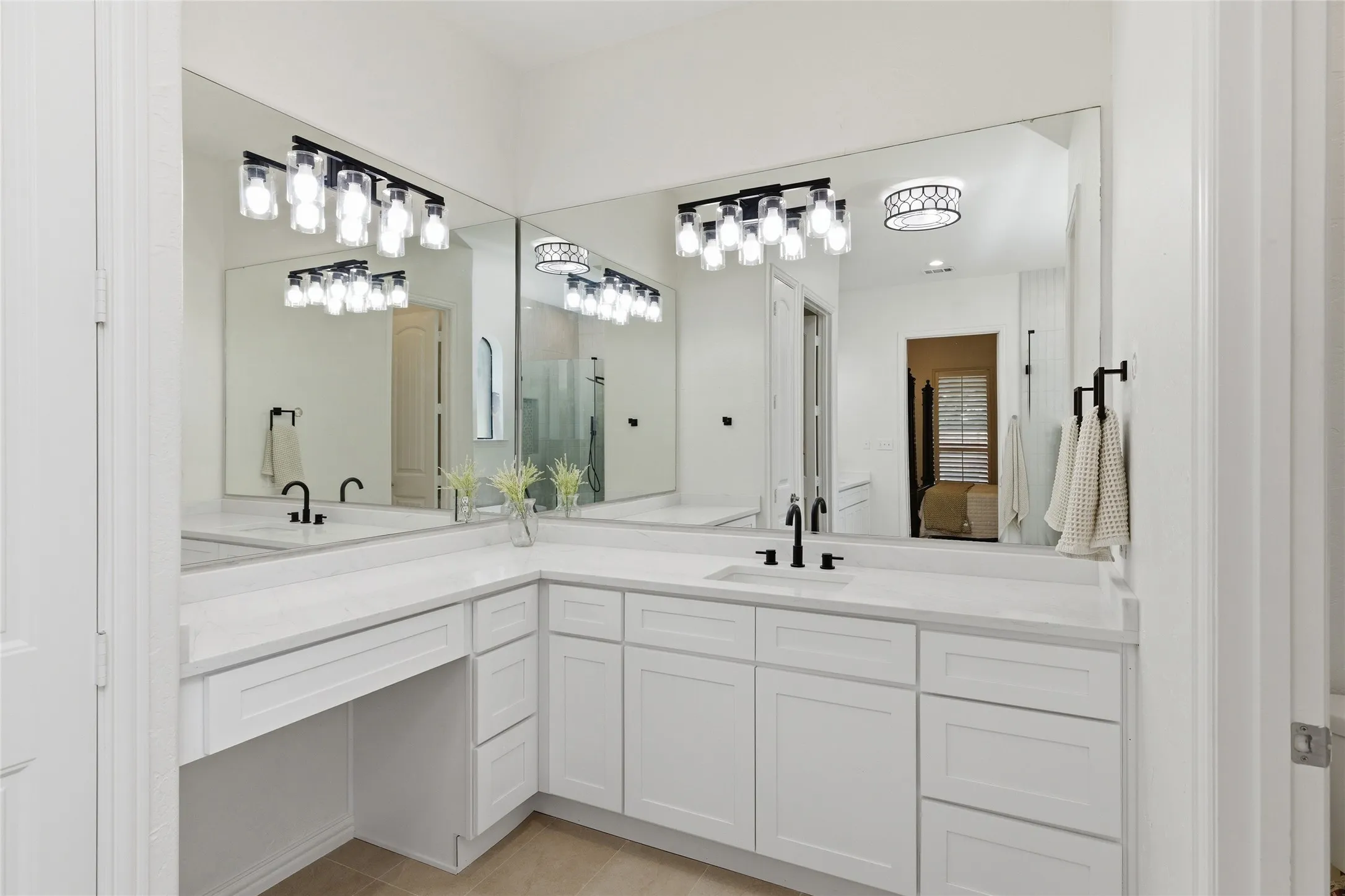 Single Family Residence For Sale in Denton County , 4625 The Landings Court, Frisco, Texas 75033, 5 Bedroom, 4 Bathroom, 3 Garage spaces, 4,439 Sqft, built in 2006, mls#21292434, Real Estate Agent in Frisco, Homes For Sale in Denton county, Homes For Sale in Frisco, Realtor in Frisco Texas, Real Estate Brokerage Independent Realty Texas, Luminita Cordes Realtor