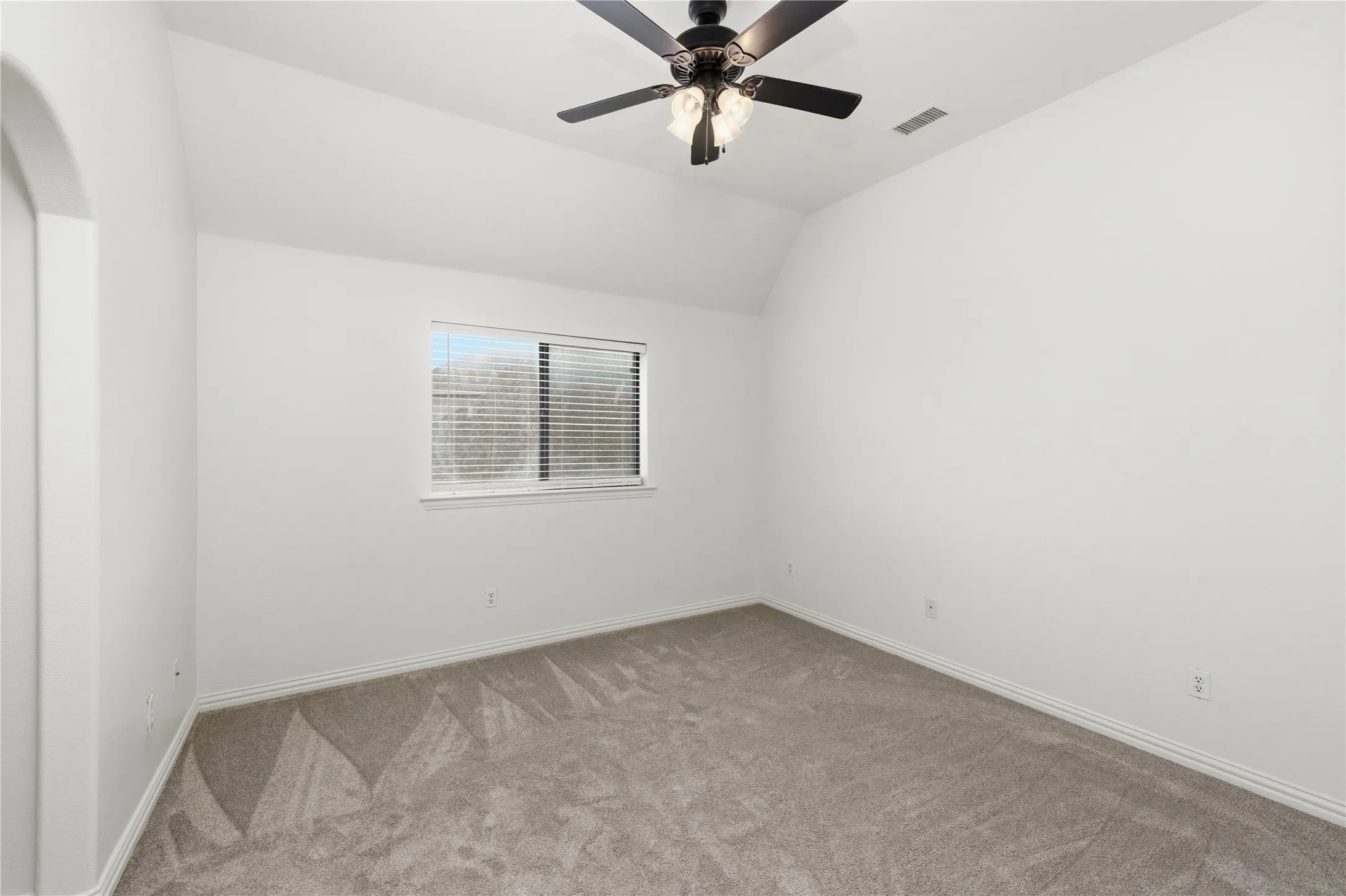 Single Family Residence For Sale in Denton County , 4625 The Landings Court, Frisco, Texas 75033, 5 Bedroom, 4 Bathroom, 3 Garage spaces, 4,439 Sqft, built in 2006, mls#21292434, Real Estate Agent in Frisco, Homes For Sale in Denton county, Homes For Sale in Frisco, Realtor in Frisco Texas, Real Estate Brokerage Independent Realty Texas, Luminita Cordes Realtor