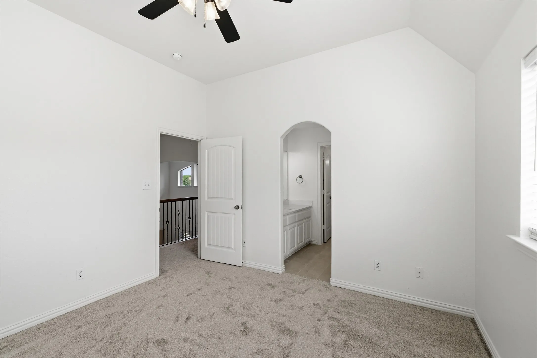 Single Family Residence For Sale in Denton County , 4625 The Landings Court, Frisco, Texas 75033, 5 Bedroom, 4 Bathroom, 3 Garage spaces, 4,439 Sqft, built in 2006, mls#21292434, Real Estate Agent in Frisco, Homes For Sale in Denton county, Homes For Sale in Frisco, Realtor in Frisco Texas, Real Estate Brokerage Independent Realty Texas, Luminita Cordes Realtor