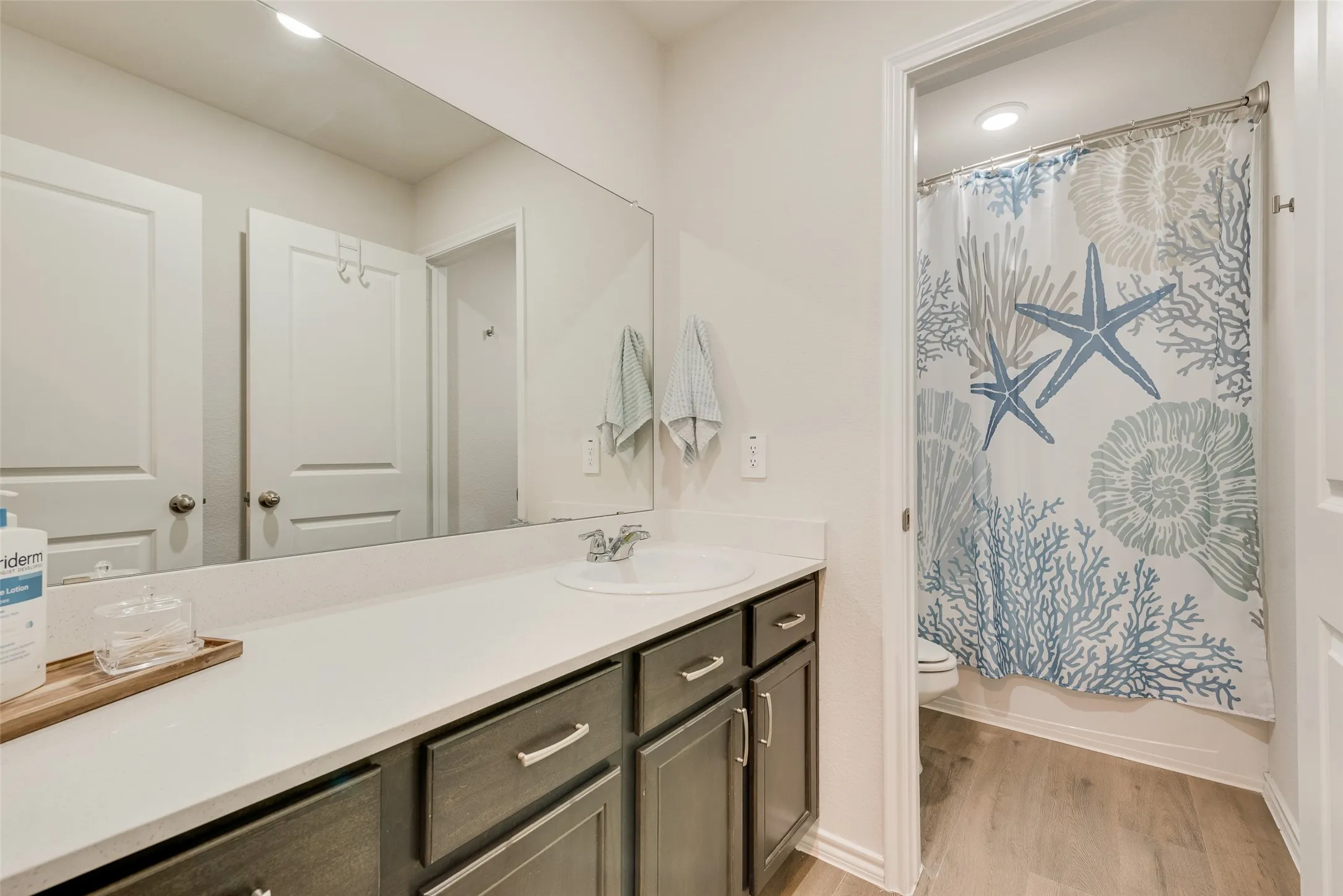 Single Family Residence For Sale in Collin County , 6410 Ripple Road, Princeton, Texas 75407, 4 Bedroom, 3 Bathroom, 2 Garage spaces, 2,553 Sqft, built in 2024, mls#21288251, Real Estate Agent in Princeton, Homes For Sale in Collin county, Homes For Sale in Princeton, Realtor in Princeton Texas, Real Estate Brokerage Independent Realty Texas, Luminita Cordes Realtor