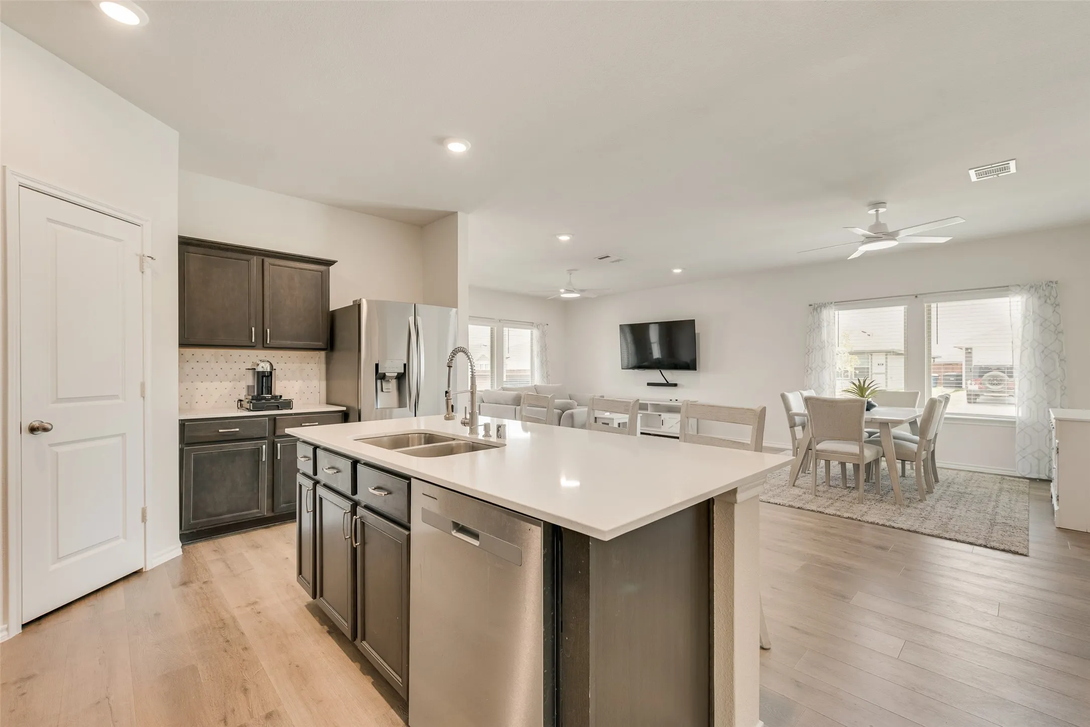 Single Family Residence For Sale in Collin County , 6410 Ripple Road, Princeton, Texas 75407, 4 Bedroom, 3 Bathroom, 2 Garage spaces, 2,553 Sqft, built in 2024, mls#21288251, Real Estate Agent in Princeton, Homes For Sale in Collin county, Homes For Sale in Princeton, Realtor in Princeton Texas, Real Estate Brokerage Independent Realty Texas, Luminita Cordes Realtor