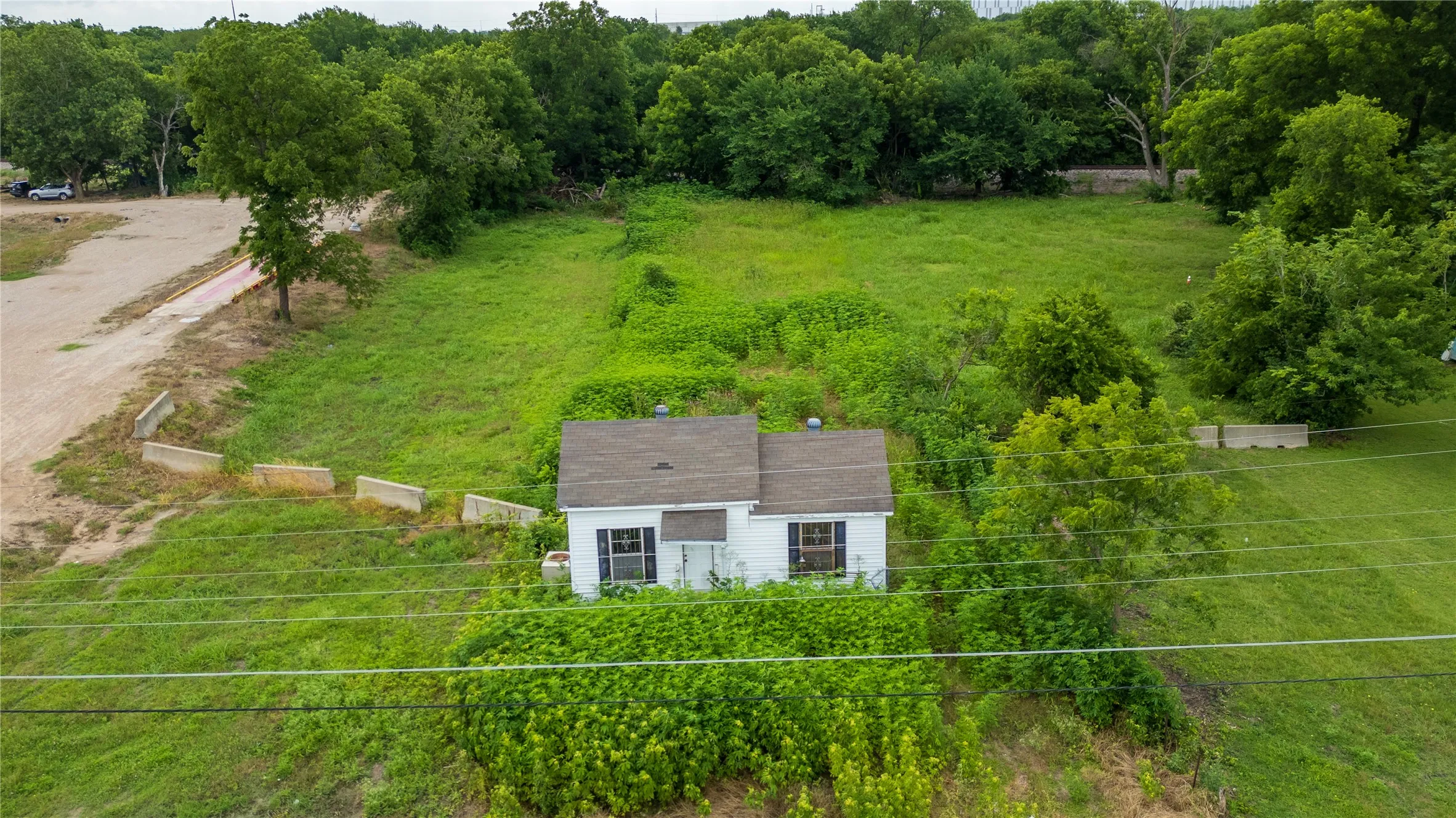 Unimproved Land For Sale in Dallas County , 1102 Katy Street, Lancaster, Texas 75146, 0, 0, Garage spaces, 0 Sqft, built in 1940, Price $200,000, mls#21293356, Real Estate Agent in Lancaster, Homes For Sale in Dallas county, Homes For Sale in Lancaster, Realtor in Lancaster Texas, Real Estate Brokerage Independent Realty Texas, Luminita Cordes Realtor
