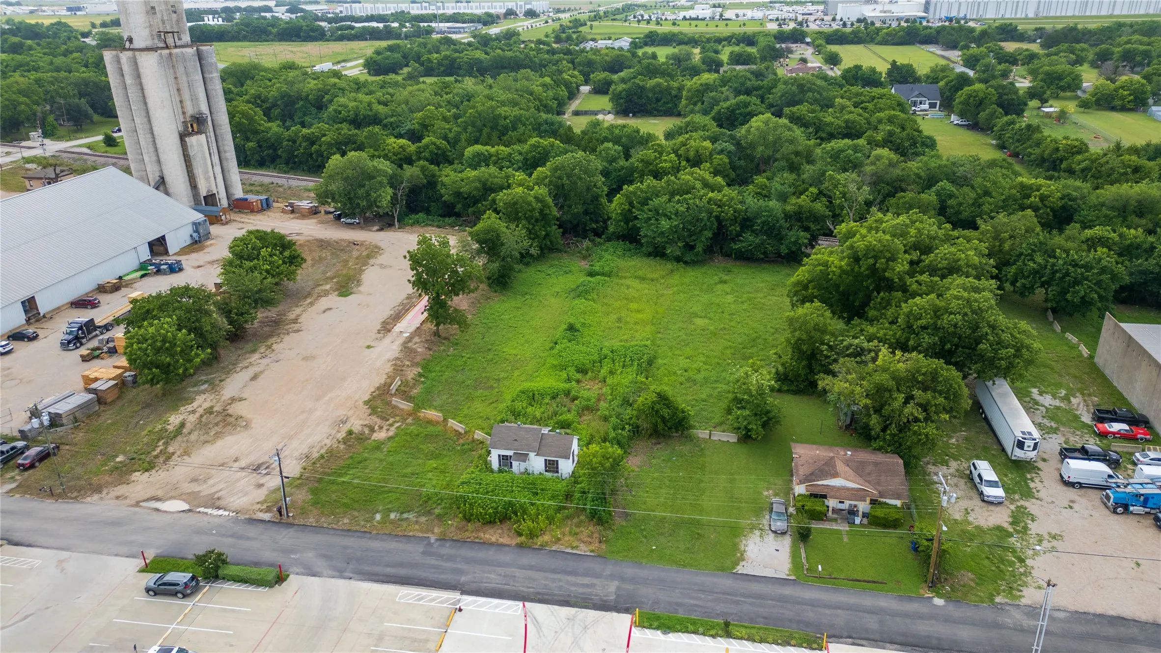 Unimproved Land For Sale in Dallas County , 1102 Katy Street, Lancaster, Texas 75146, 0, 0, Garage spaces, 0 Sqft, built in 1940, Price $200,000, mls#21293356, Real Estate Agent in Lancaster, Homes For Sale in Dallas county, Homes For Sale in Lancaster, Realtor in Lancaster Texas, Real Estate Brokerage Independent Realty Texas, Luminita Cordes Realtor