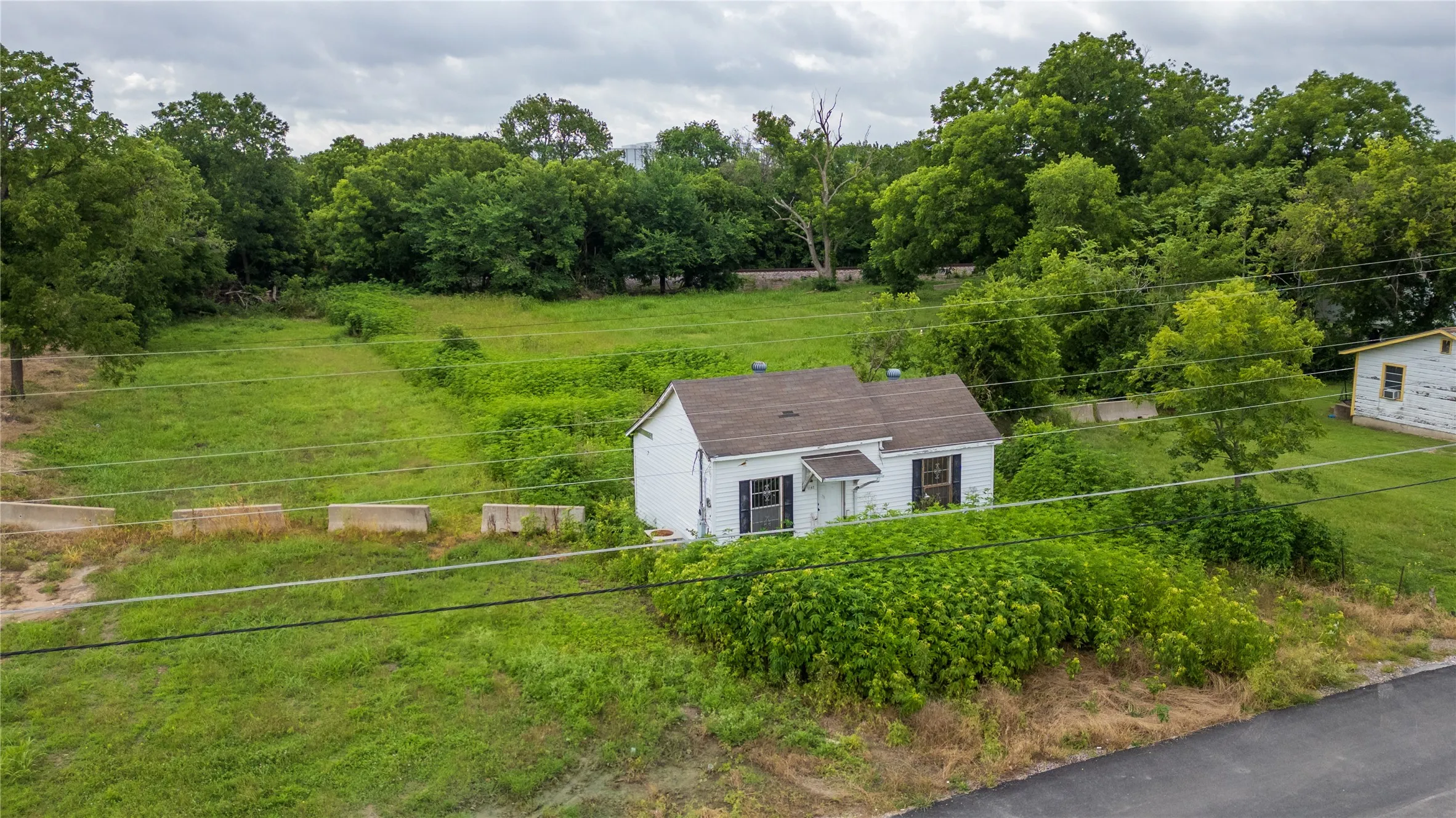Unimproved Land For Sale in Dallas County , 1102 Katy Street, Lancaster, Texas 75146, 0, 0, Garage spaces, 0 Sqft, built in 1940, Price $200,000, mls#21293356, Real Estate Agent in Lancaster, Homes For Sale in Dallas county, Homes For Sale in Lancaster, Realtor in Lancaster Texas, Real Estate Brokerage Independent Realty Texas, Luminita Cordes Realtor