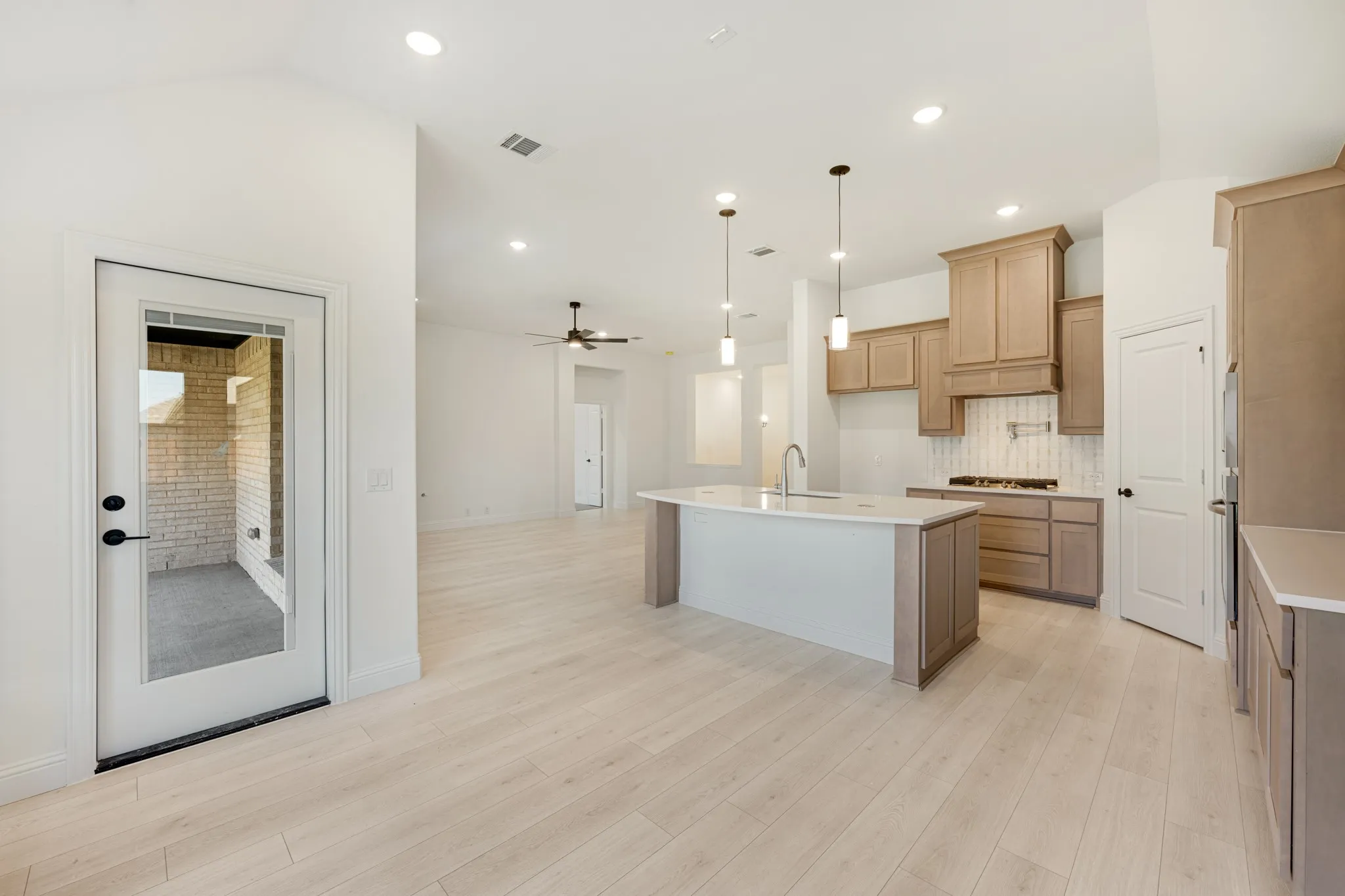 Single Family Residence For Sale in Dallas County , 1621 Community Drive, Cedar Hill, Texas 75104, 3 Bedroom, 2 Bathroom, 2 Garage spaces, 2,313 Sqft, built in 2026, mls#21293451, Real Estate Agent in Cedar Hill, Homes For Sale in Dallas county, Homes For Sale in Cedar Hill, Realtor in Cedar Hill Texas, Real Estate Brokerage Independent Realty Texas, Luminita Cordes Realtor