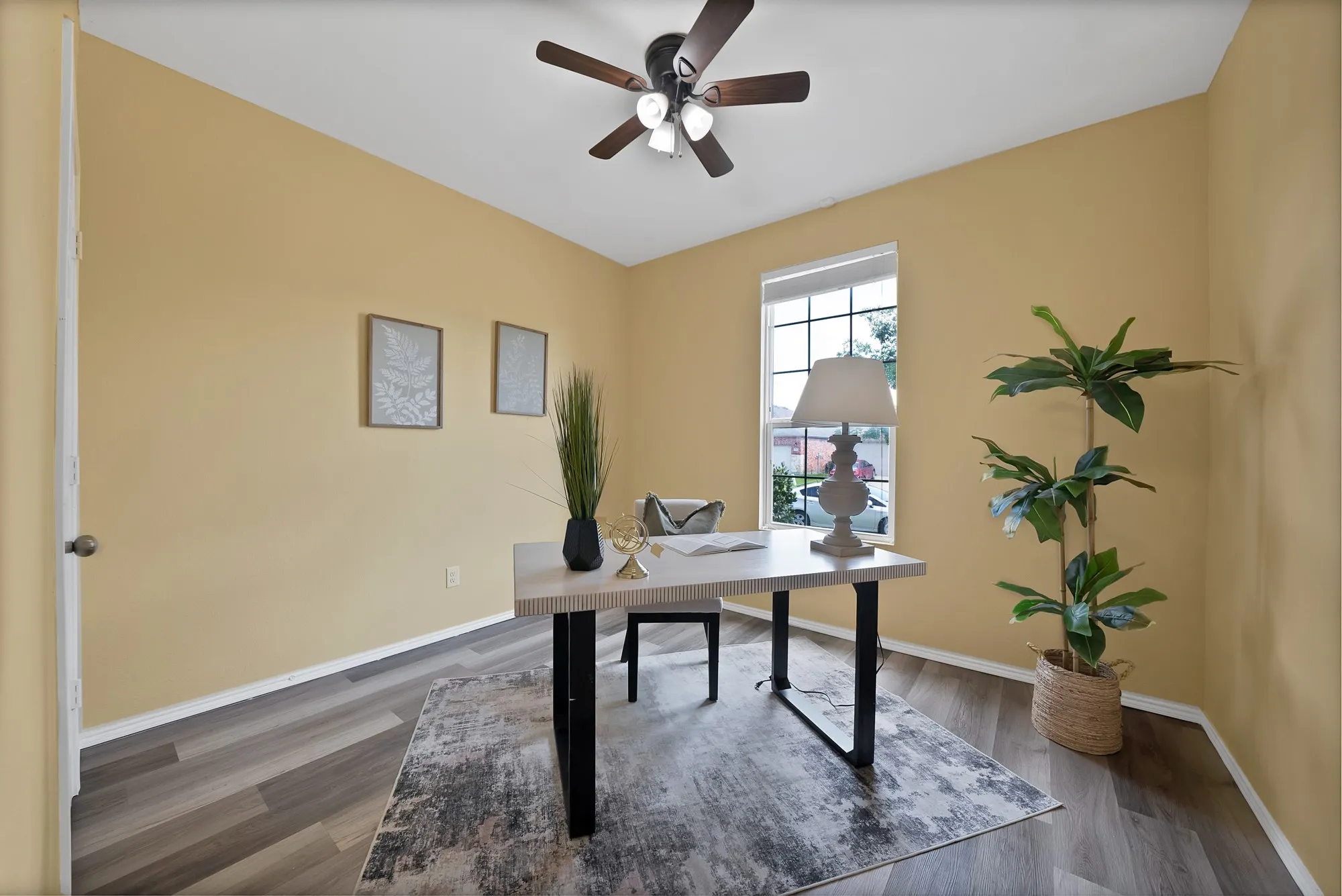 Bedroom or Home Office
