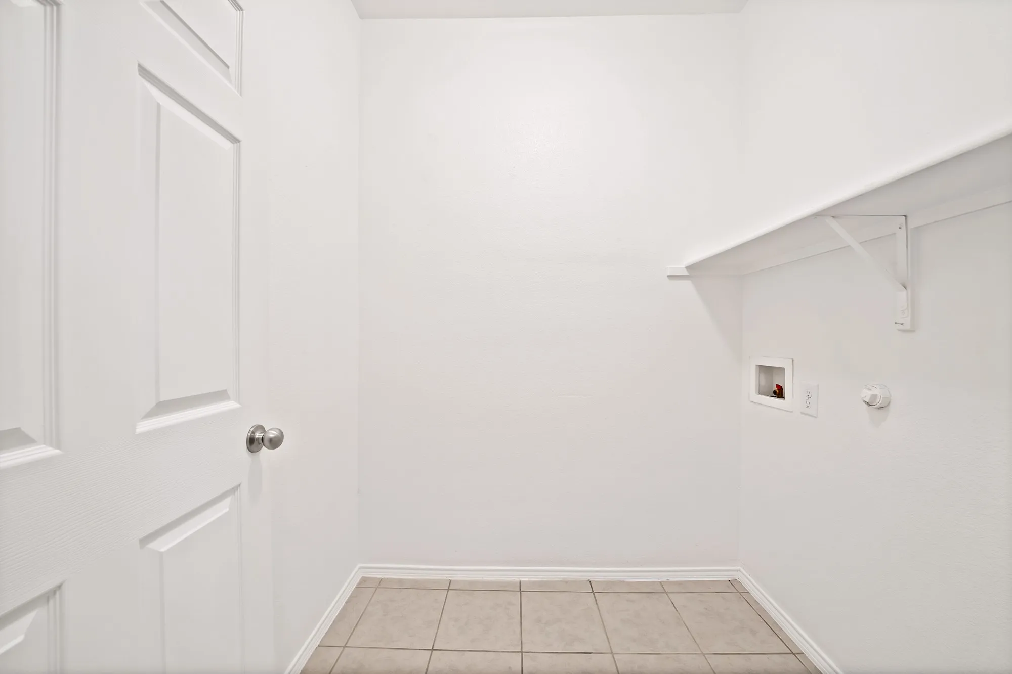Single Family Residence For Sale in Denton County , 3109 Walker Creek Drive, Little Elm, Texas 75068, 4 Bedroom, 3 Bathroom, 2 Garage spaces, 1,763 Sqft, built in 2017, mls#21290969, Real Estate Agent in Little Elm, Homes For Sale in Denton county, Homes For Sale in Little Elm, Realtor in Little Elm Texas, Real Estate Brokerage Independent Realty Texas, Luminita Cordes Realtor
