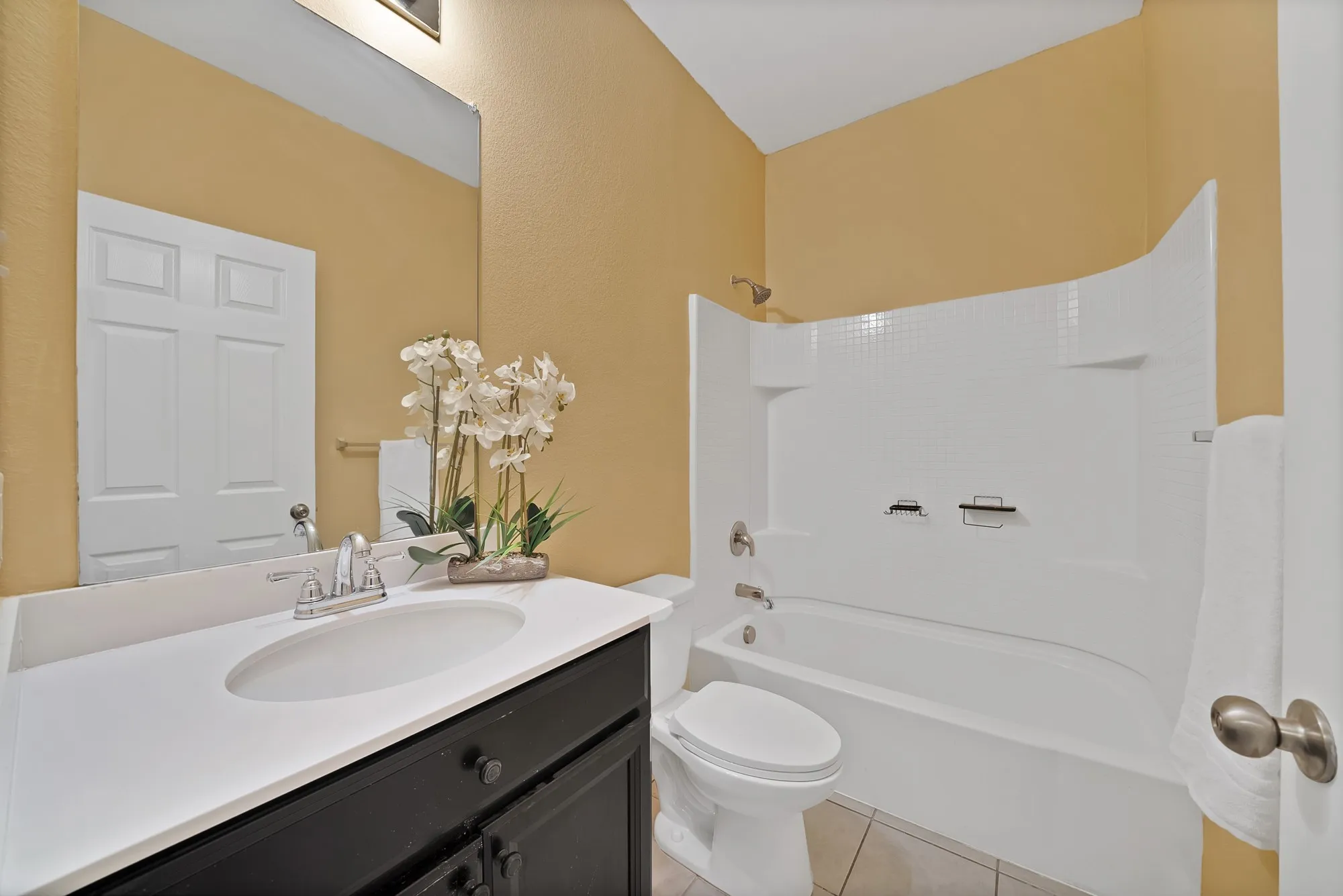 Single Family Residence For Sale in Denton County , 3109 Walker Creek Drive, Little Elm, Texas 75068, 4 Bedroom, 3 Bathroom, 2 Garage spaces, 1,763 Sqft, built in 2017, mls#21290969, Real Estate Agent in Little Elm, Homes For Sale in Denton county, Homes For Sale in Little Elm, Realtor in Little Elm Texas, Real Estate Brokerage Independent Realty Texas, Luminita Cordes Realtor