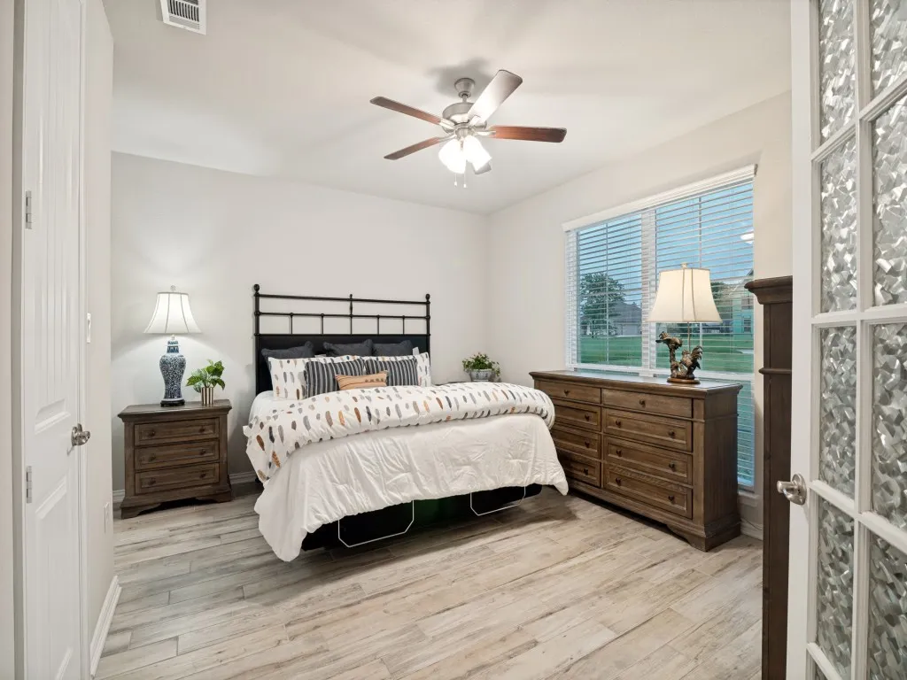 Single Family Residence For Sale in Hunt County , 3940 Vista Oak Drive, Royse City, Texas 75189, 4 Bedroom, 3 Bathroom, 3 Garage spaces, 3,004 Sqft, built in 2024, mls#21293491, Real Estate Agent in Royse City, Homes For Sale in Hunt county, Homes For Sale in Royse City, Realtor in Royse City Texas, Real Estate Brokerage Independent Realty Texas, Luminita Cordes Realtor
