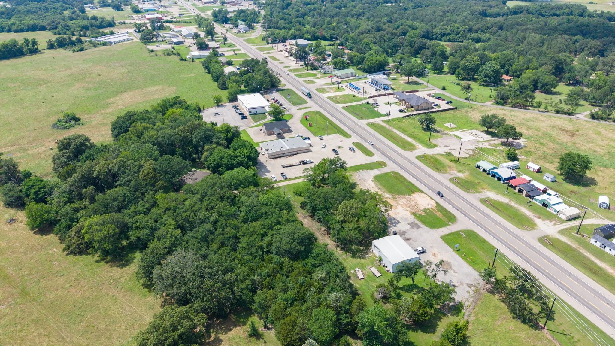 Improved Land For Sale in Rains County , 788 E Lennon Drive, Emory, Texas 75440, 0, 0, Garage spaces, 0 Sqft, built in 0, mls#21293495, Real Estate Agent in Emory, Homes For Sale in Rains county, Homes For Sale in Emory, Realtor in Emory Texas, Real Estate Brokerage Independent Realty Texas, Luminita Cordes Realtor