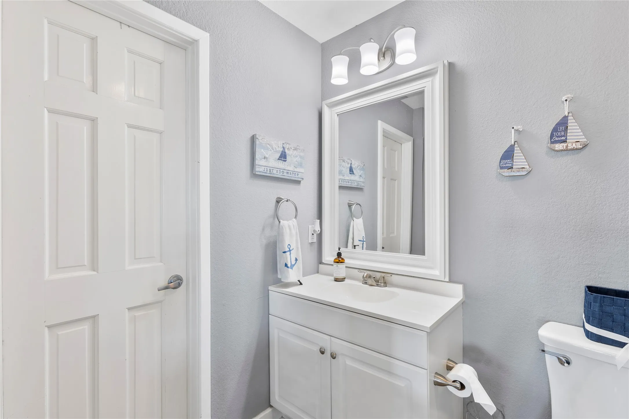 Third floor bathroom