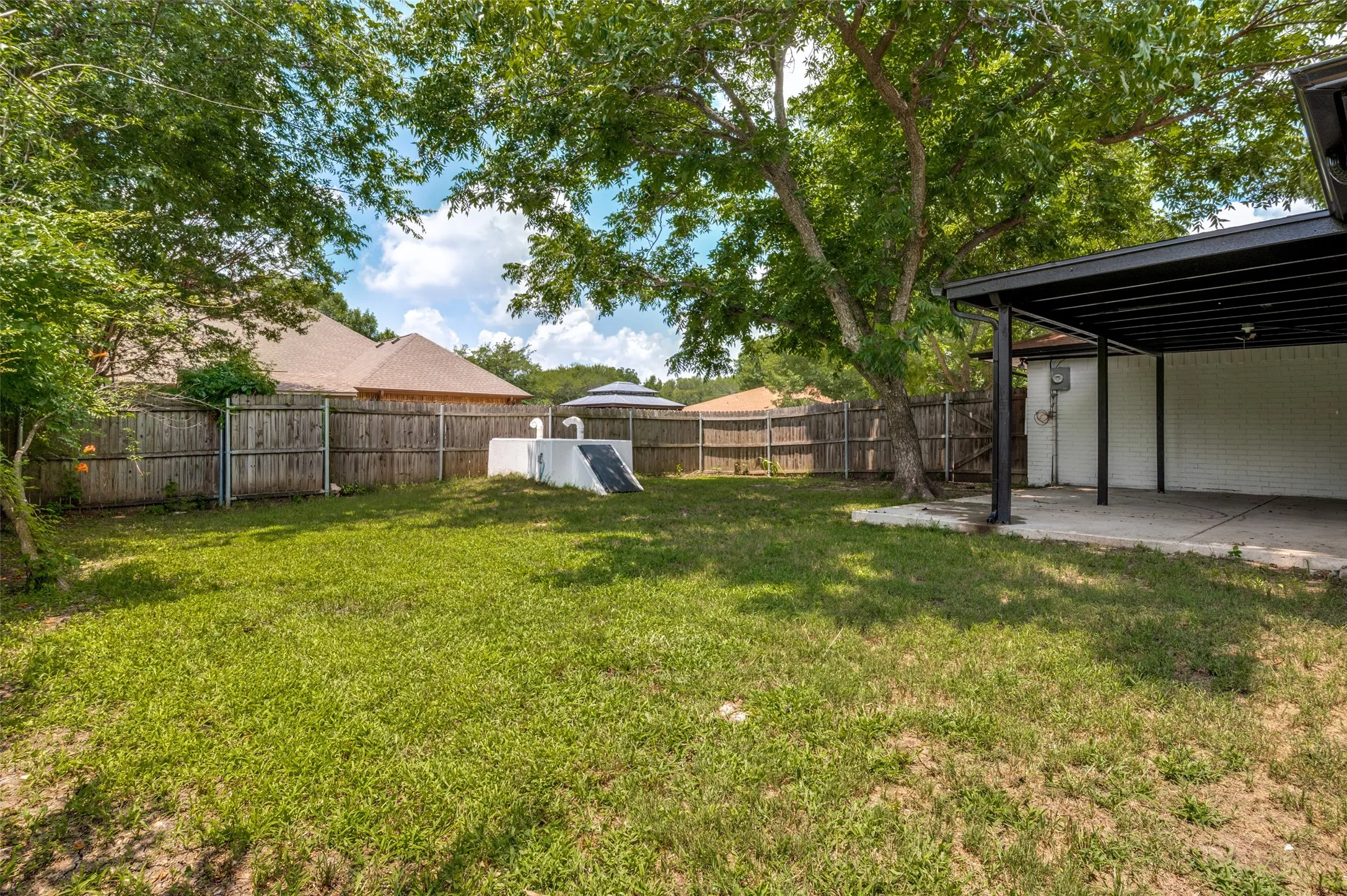 Single Family Residence For Rent in Dallas County , 830 Bordner Drive, Lancaster, Texas 75146, 3 Bedrooms, 2 Bathrooms, 2 Garage spaces, 1,821 Sqft, built in 1978, Price $2,300, mls#21292632, Real Estate Agent in Lancaster, Homes For Rent in Dallas county, Homes For Rent in Lancaster, Realtor in Lancaster Texas, Real Estate Brokerage Independent Realty Texas, Luminita Cordes Realtor