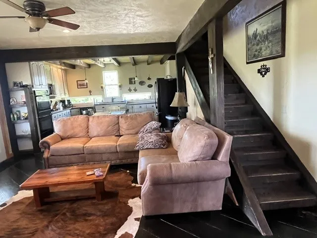 Single Family Residence For Sale in Hamilton County , 715 County Road 426, Purmela, Texas 76566, 3 Bedrooms, 2 Bathrooms, Garage spaces, 1,258 Sqft, built in 2008, Price $649,900, mls#21293550, Real Estate Agent in Purmela, Homes For Sale in Hamilton county, Homes For Sale in Purmela, Realtor in Purmela Texas, Real Estate Brokerage Independent Realty Texas, Luminita Cordes Realtor