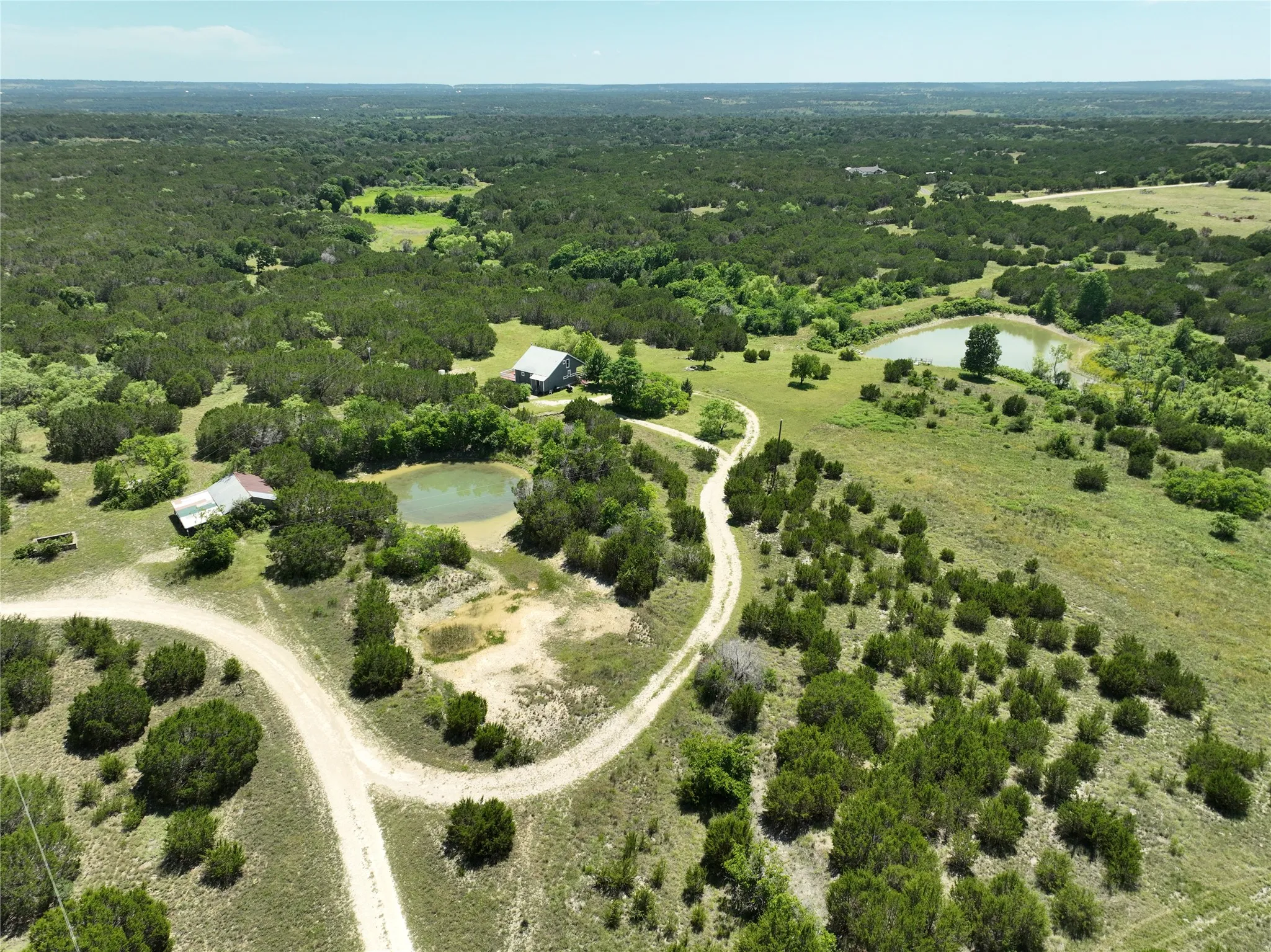 Single Family Residence For Sale in Hamilton County , 715 County Road 426, Purmela, Texas 76566, 3 Bedrooms, 2 Bathrooms, Garage spaces, 1,258 Sqft, built in 2008, Price $649,900, mls#21293550, Real Estate Agent in Purmela, Homes For Sale in Hamilton county, Homes For Sale in Purmela, Realtor in Purmela Texas, Real Estate Brokerage Independent Realty Texas, Luminita Cordes Realtor