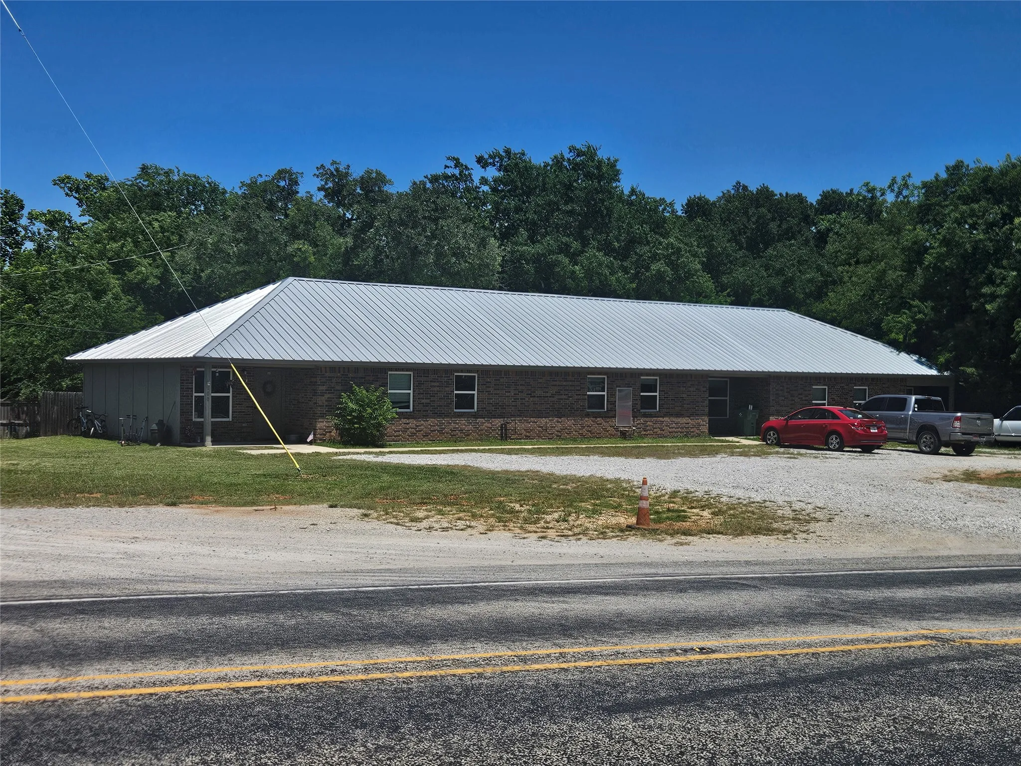 Triplex For Sale in Wise County , 412 W Franklin Street, Alvord, Texas 76225, 9 Bedroom, 6 Bathroom, Garage spaces, 0 Sqft, built in 2019, Price $570,000, mls#21293554, Real Estate Agent in Alvord, Homes For Sale in Wise county, Homes For Sale in Alvord, Realtor in Alvord Texas, Real Estate Brokerage Independent Realty Texas, Luminita Cordes Realtor