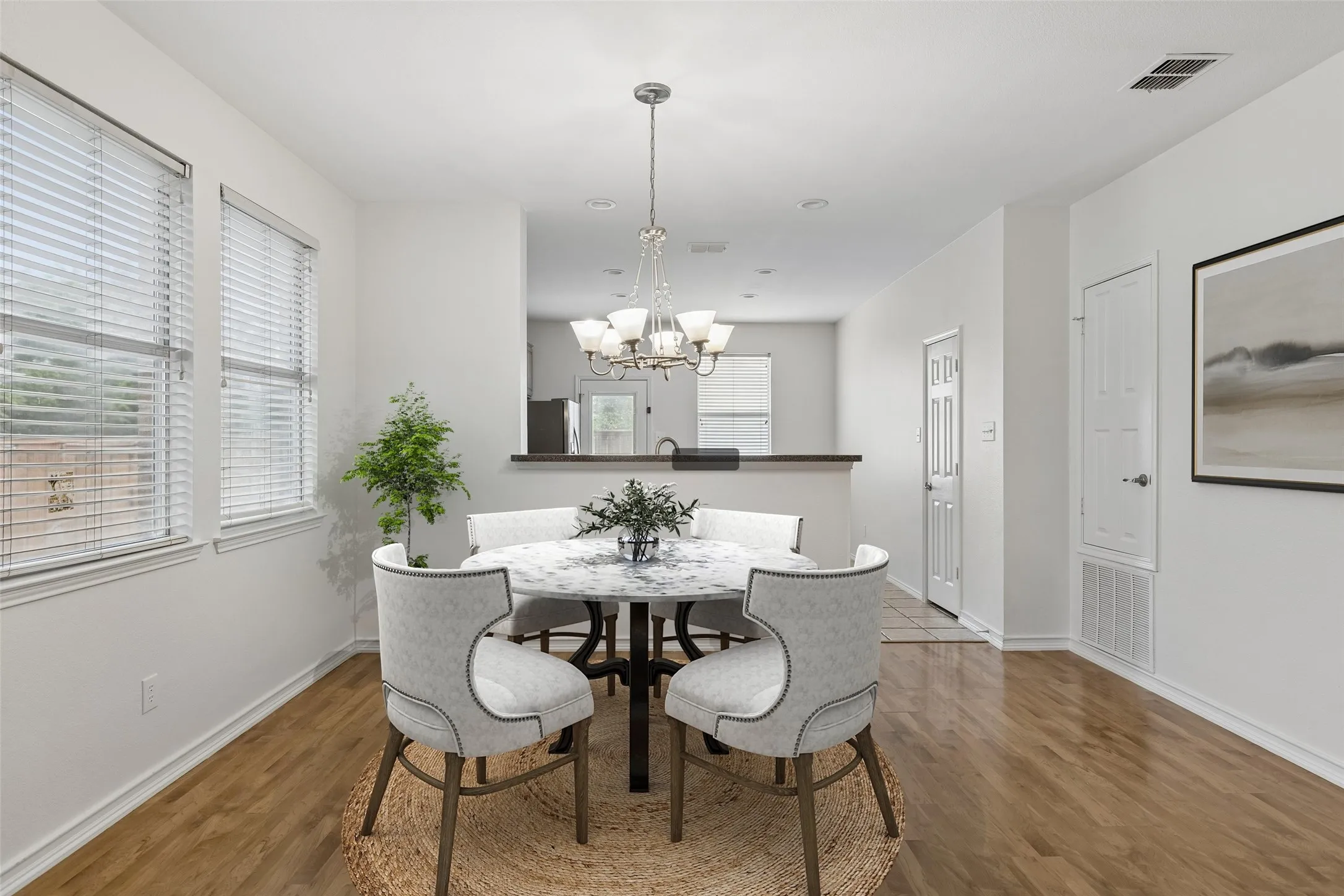Single Family Residence For Sale in Collin County , 6508 Courtyards Drive, Mc Kinney, Texas 75072, 3 Bedroom, 2 Bathroom, 2 Garage spaces, 1,781 Sqft, built in 2001, mls#21293557, Real Estate Agent in Mc Kinney, Homes For Sale in Collin county, Homes For Sale in Mc Kinney, Realtor in Mc Kinney Texas, Real Estate Brokerage Independent Realty Texas, Luminita Cordes Realtor