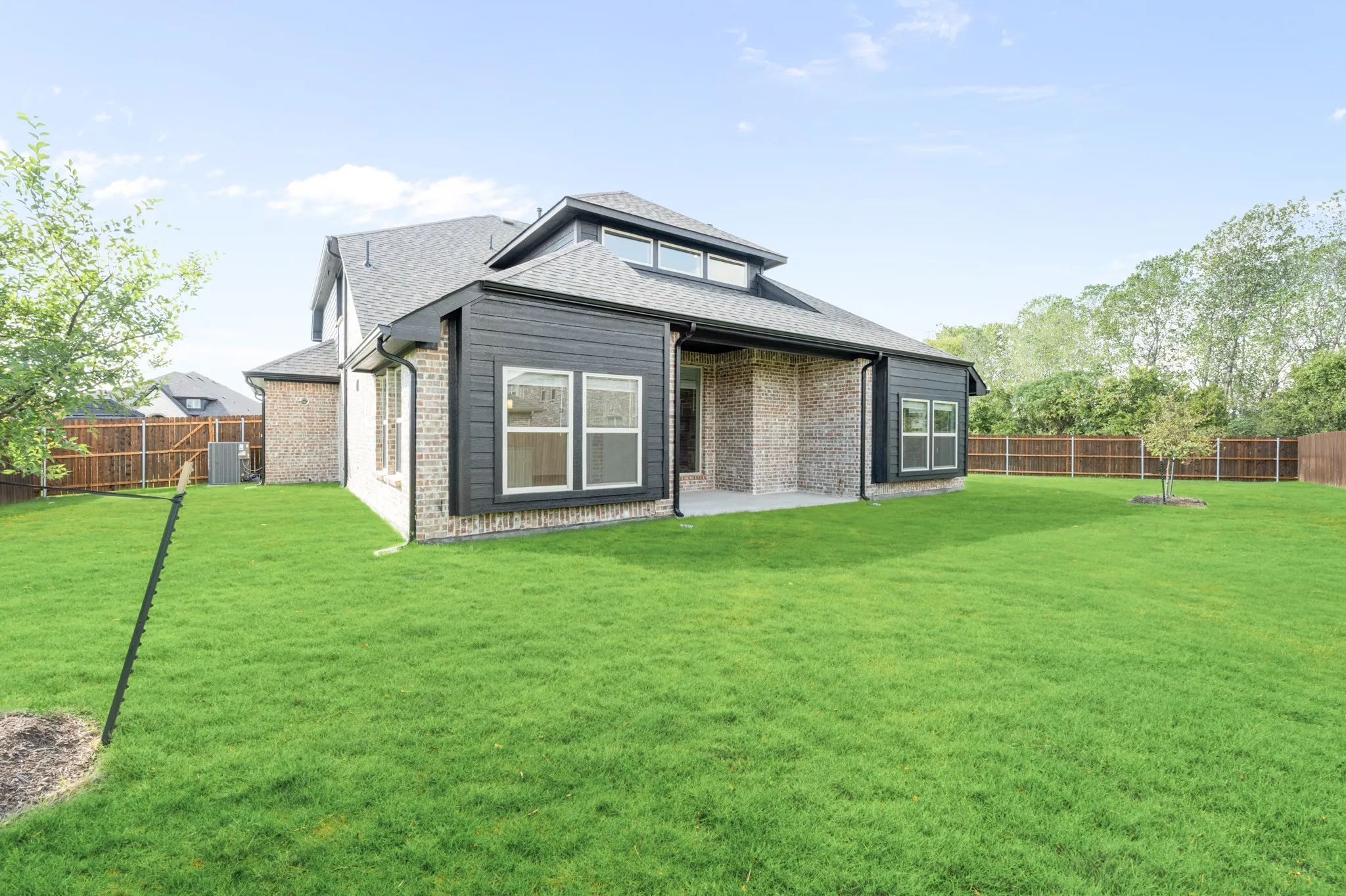 Single Family Residence For Sale in Dallas County , 423 Atlas Cedar Drive, Glenn Heights, Texas 75154, 5 Bedroom, 4 Bathroom, 2 Garage spaces, 2,838 Sqft, built in 2026, mls#21293564, Real Estate Agent in Glenn Heights, Homes For Sale in Dallas county, Homes For Sale in Glenn Heights, Realtor in Glenn Heights Texas, Real Estate Brokerage Independent Realty Texas, Luminita Cordes Realtor