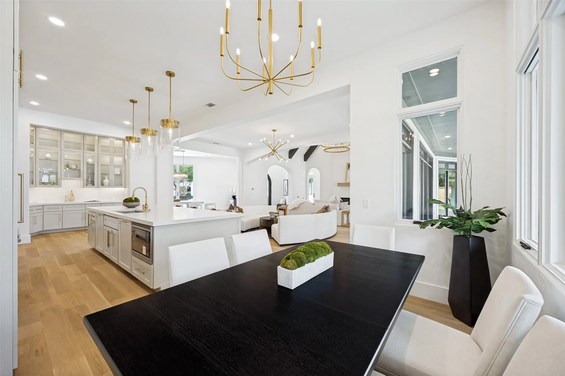 Breakfast area looking towards the kitchen, great room and wet bar