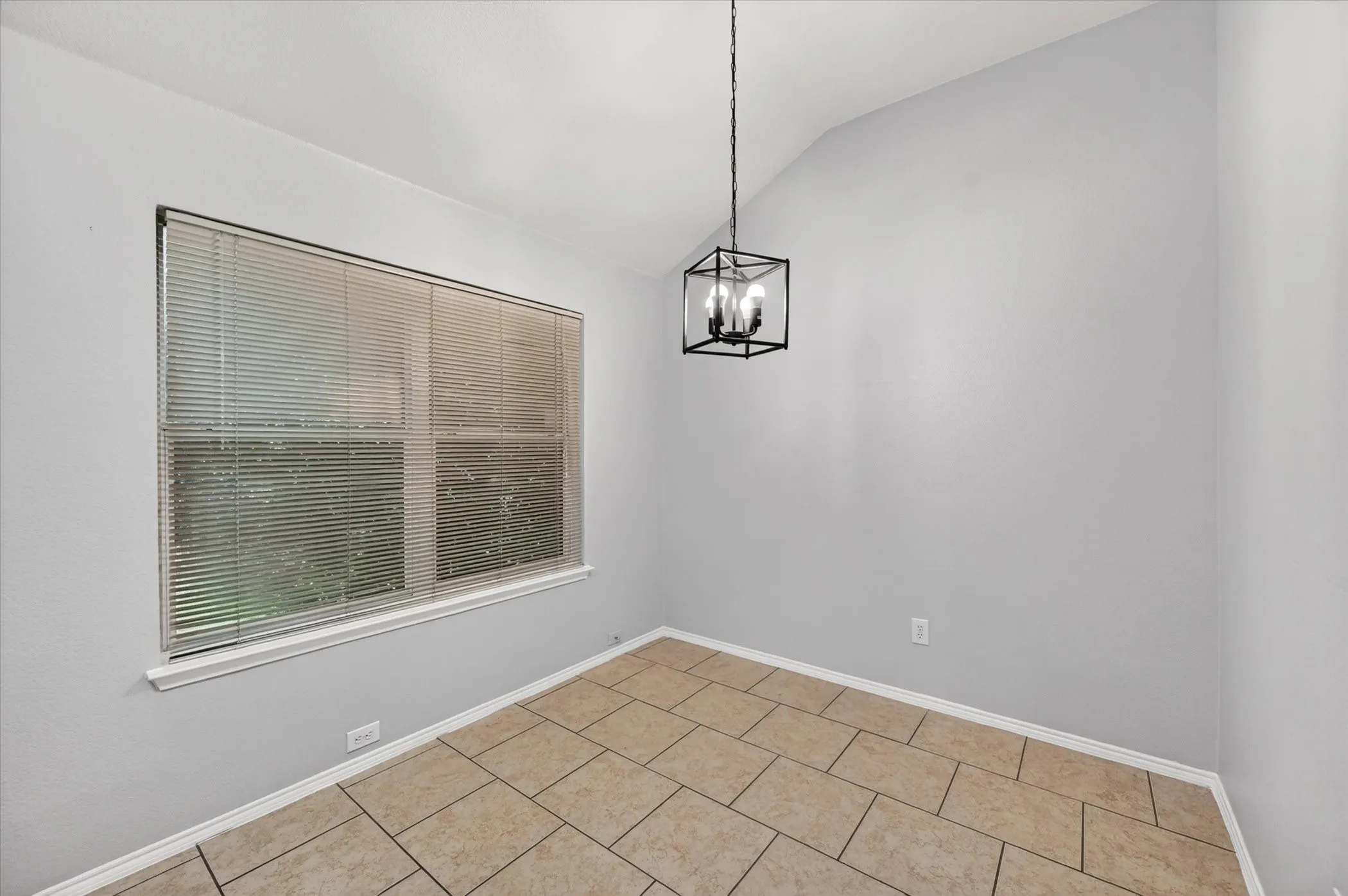 Single Family Residence For Sale in Dallas County , 1844 Mcneely Street, Lancaster, Texas 75134, 3 Bedroom, 2 Bathroom, Garage spaces, 2,074 Sqft, built in 2002, mls#21290923, Real Estate Agent in Lancaster, Homes For Sale in Dallas county, Homes For Sale in Lancaster, Realtor in Lancaster Texas, Real Estate Brokerage Independent Realty Texas, Luminita Cordes Realtor