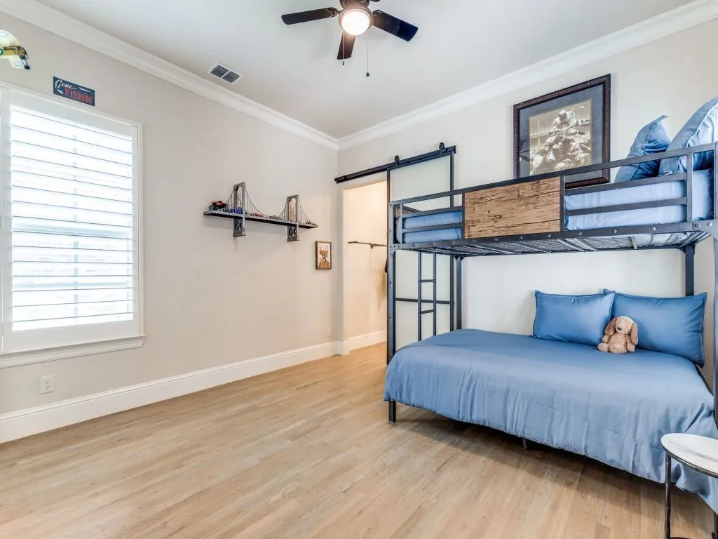 Single Family Residence For Sale in Collin County , 340 Columbia Court, Prosper, Texas 75078, 4 Bedroom, 4 Bathroom, 3 Garage spaces, 3,911 Sqft, built in 2013, mls#21292780, Real Estate Agent in Prosper, Homes For Sale in Collin county, Homes For Sale in Prosper, Realtor in Prosper Texas, Real Estate Brokerage Independent Realty Texas, Luminita Cordes Realtor